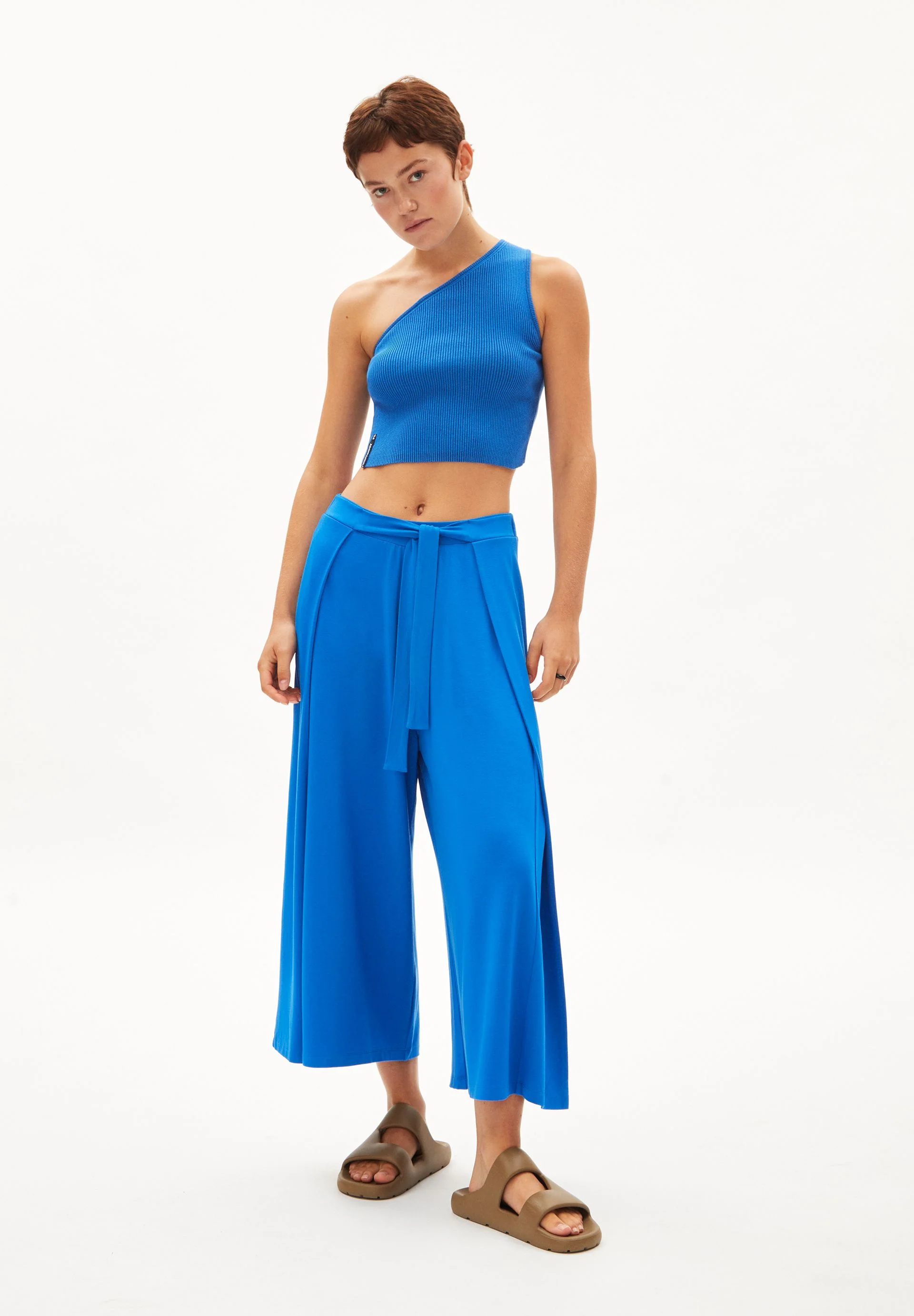KARO LINAA SOLID | warm blue - Image 5