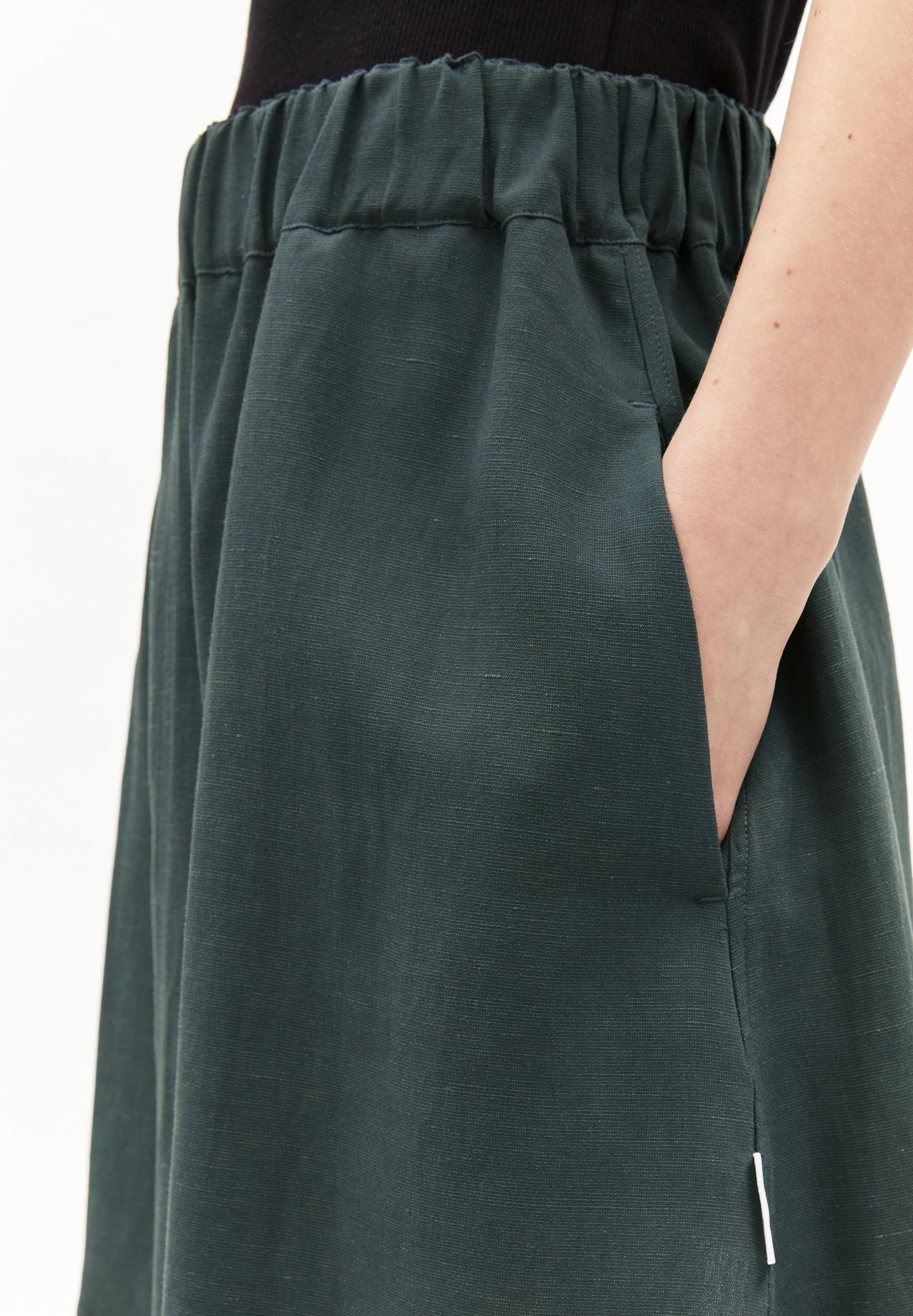 KESIAA LINO | space steel - Image 3