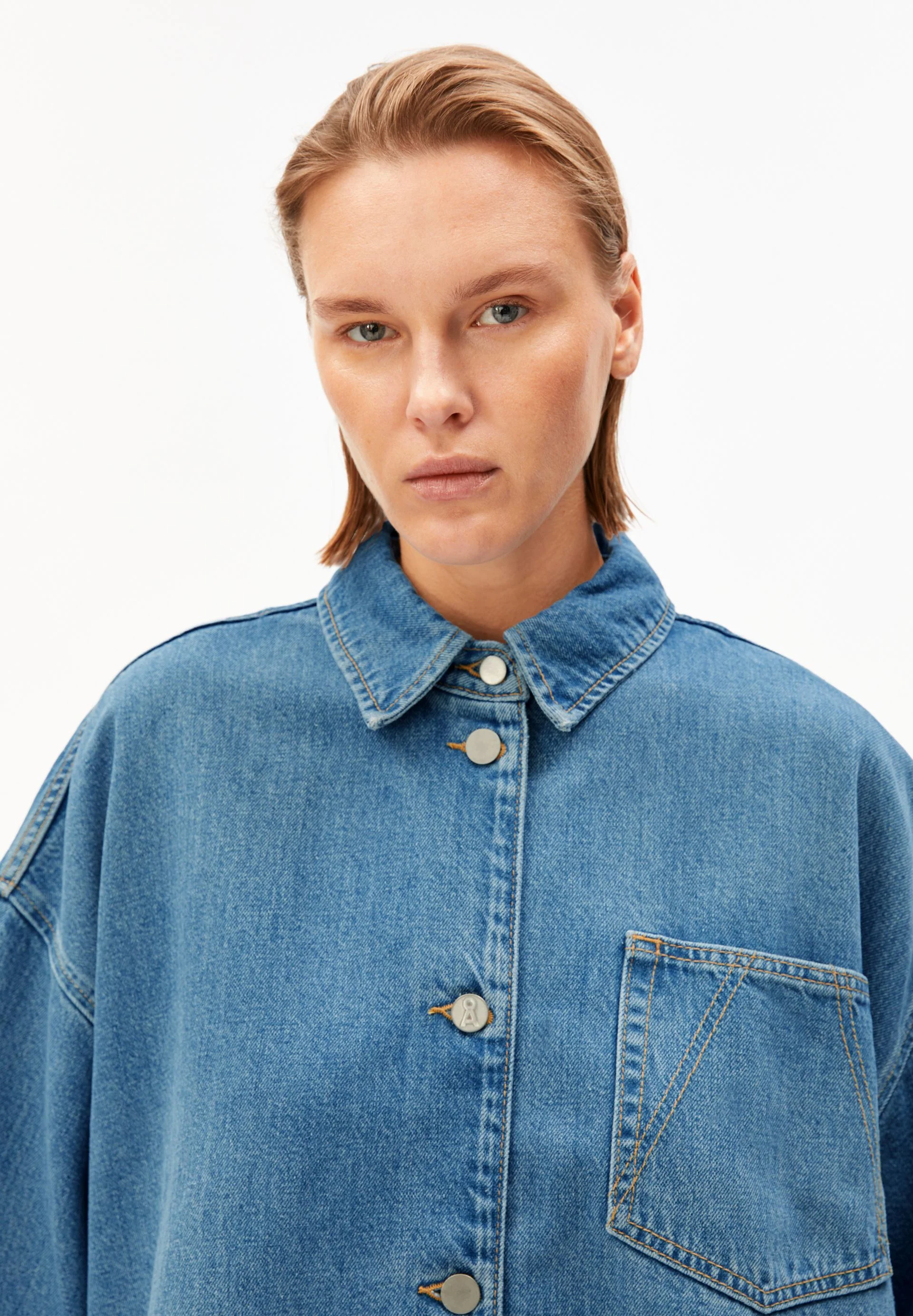 KÜRZÄRMLIGES JEANS-OVERSHIRT | laguna - Image 3