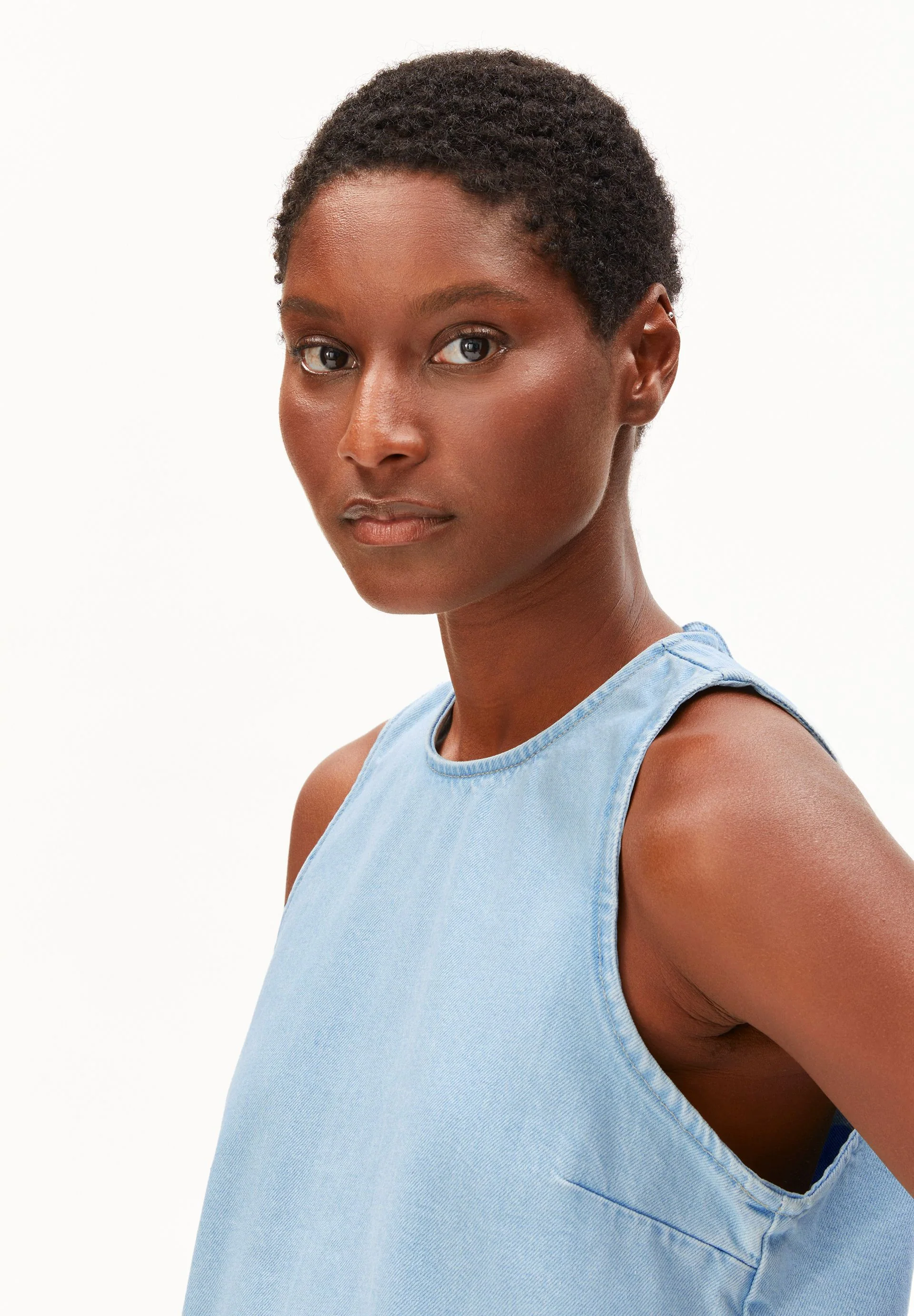 KURZÄRMLIGES JEANS-TOP | barrea - Image 3