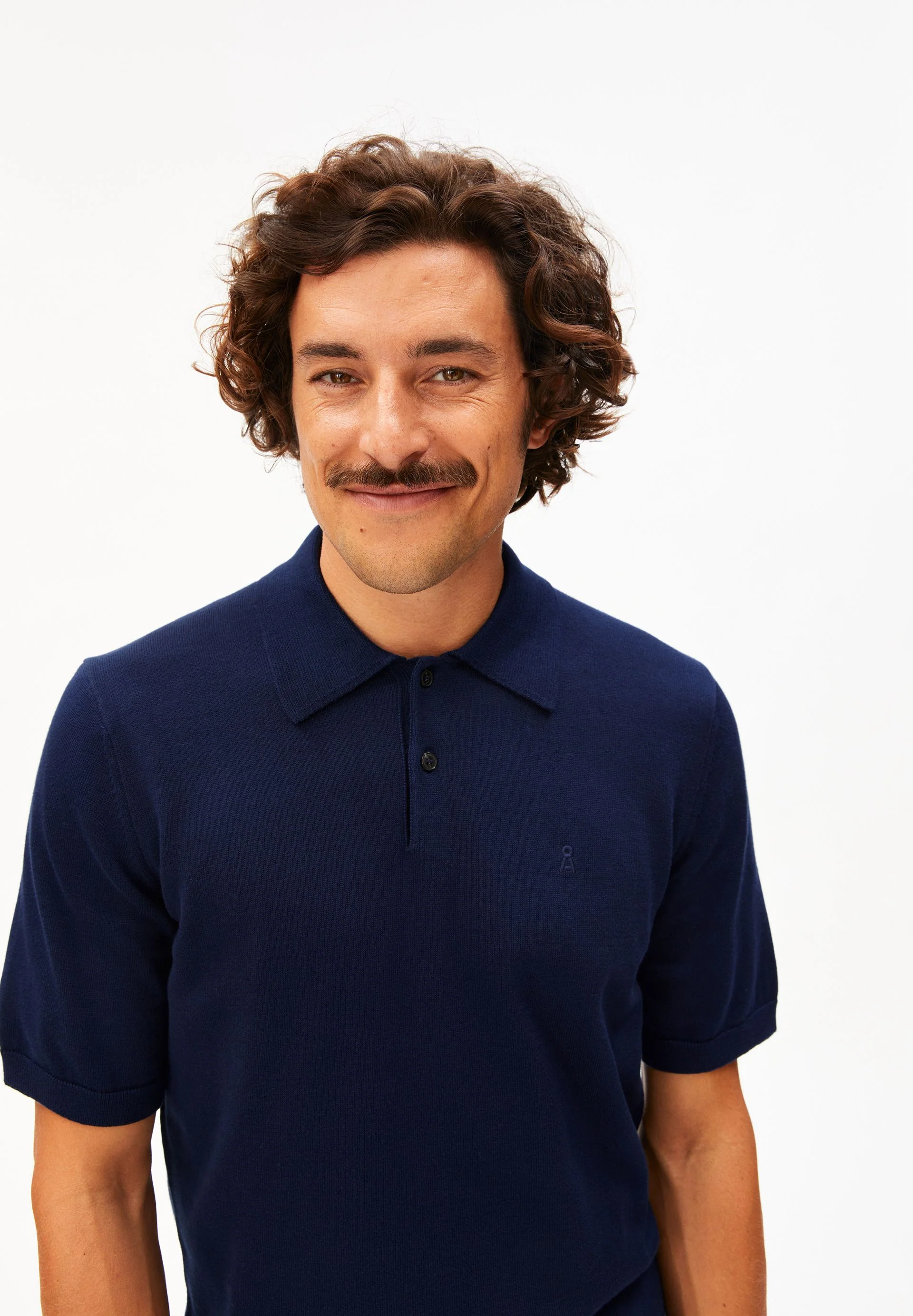 KURZÄRMLIGES STRICKPOLOSHIRT | tinted navy - Image 3