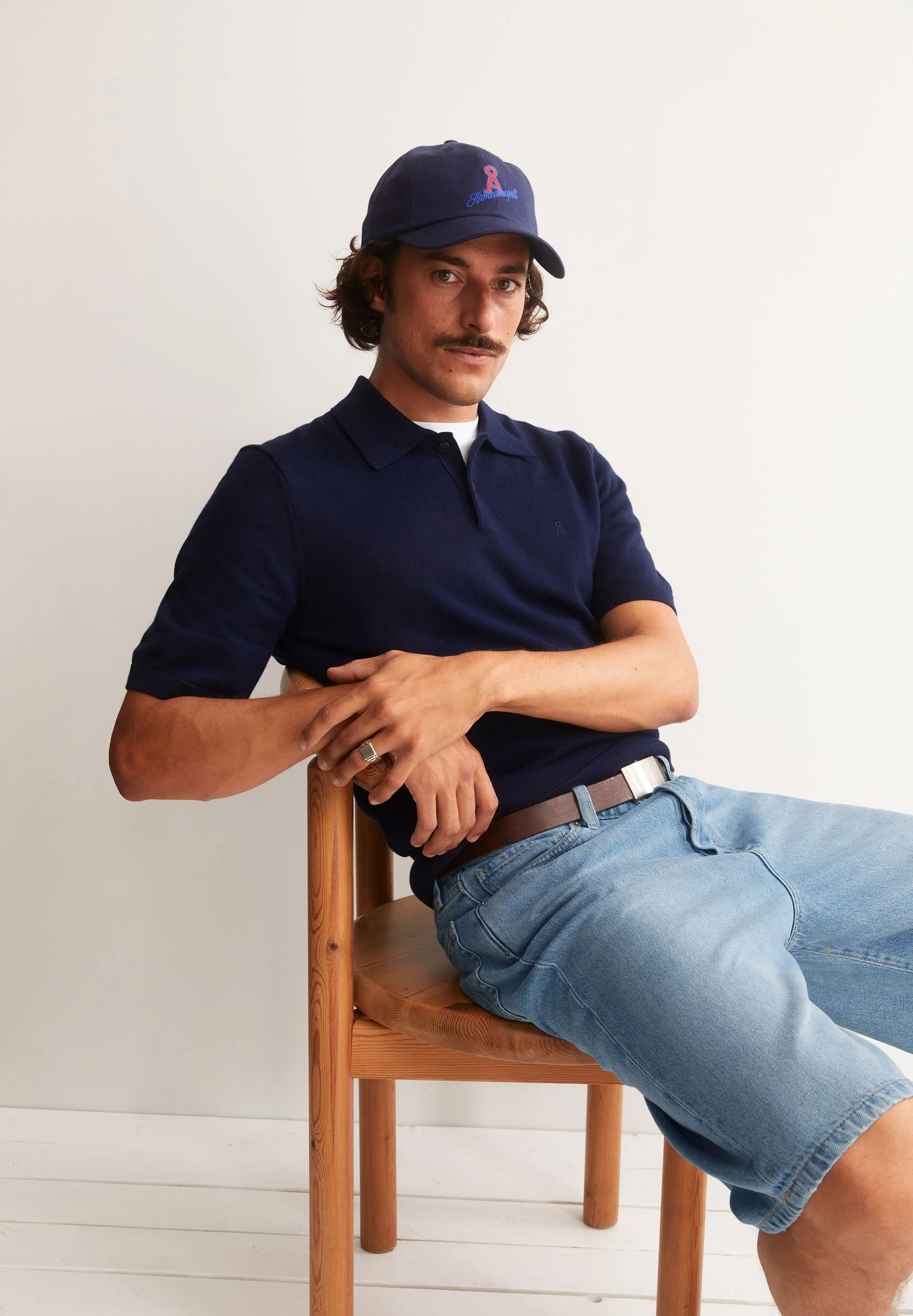 KURZÄRMLIGES STRICKPOLOSHIRT | tinted navy - Image 4