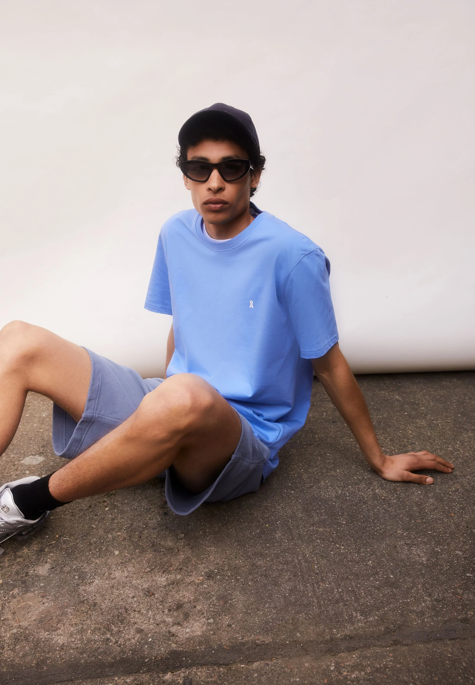 LAARON T-SHIRT | blue bloom - Image 4