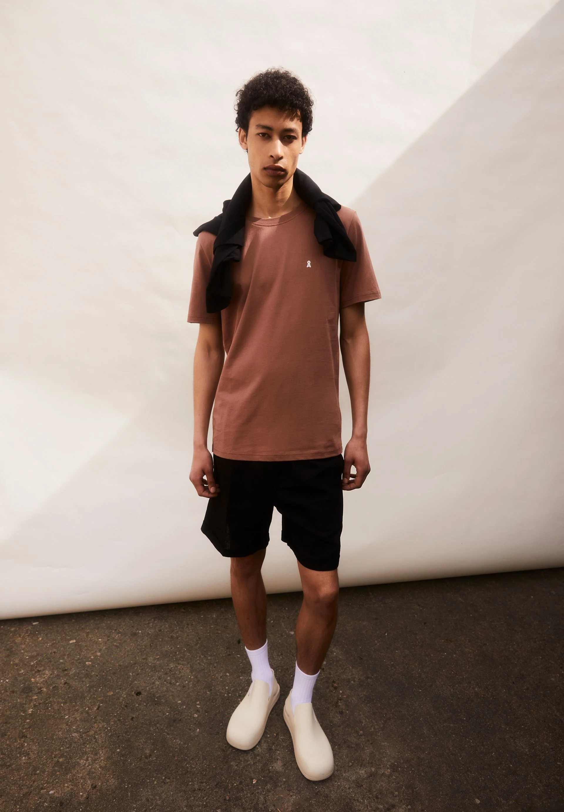 LAARON T-SHIRT | nutshell - Image 4