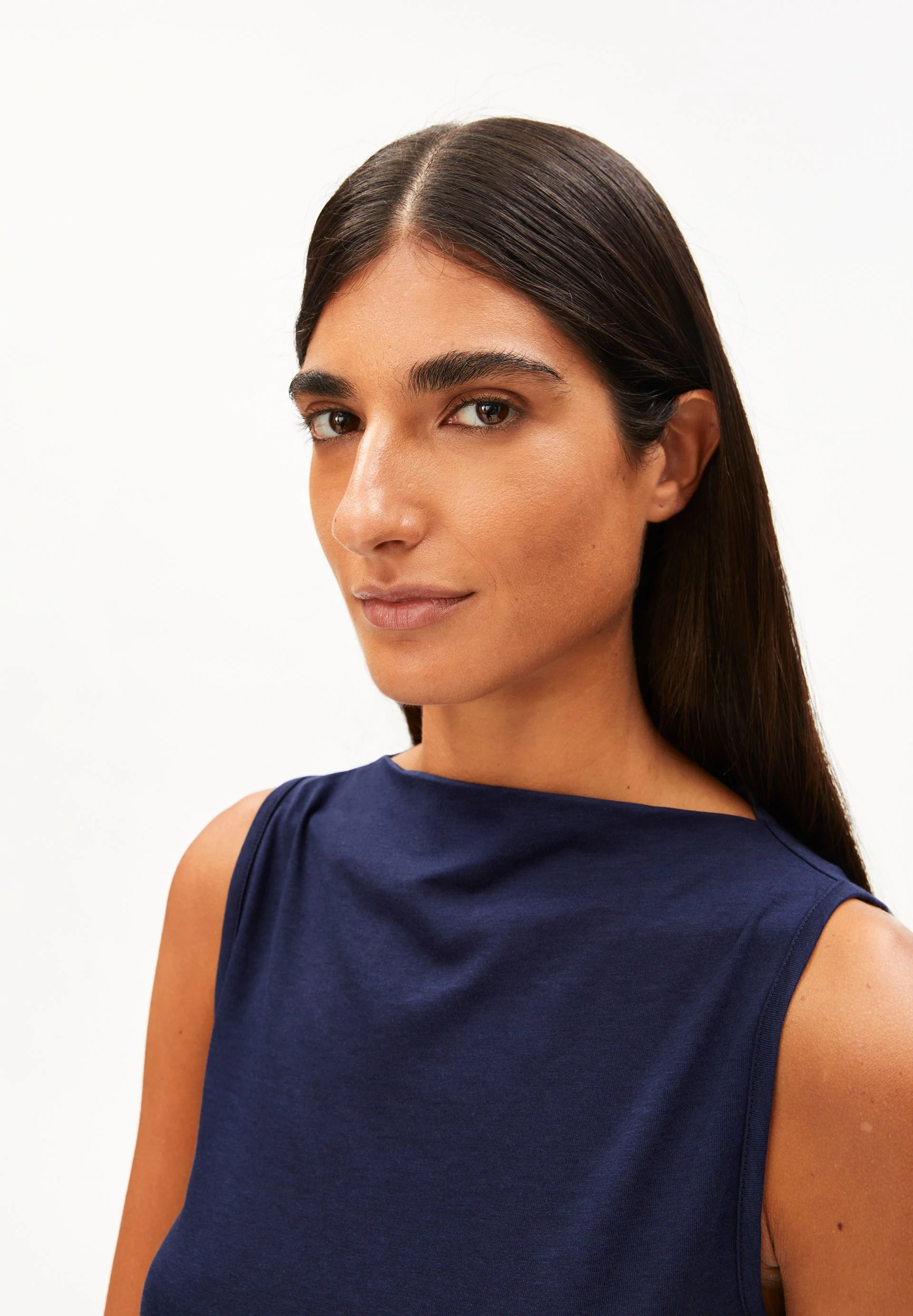 LAMINIAA TOP | tinted navy - Image 3