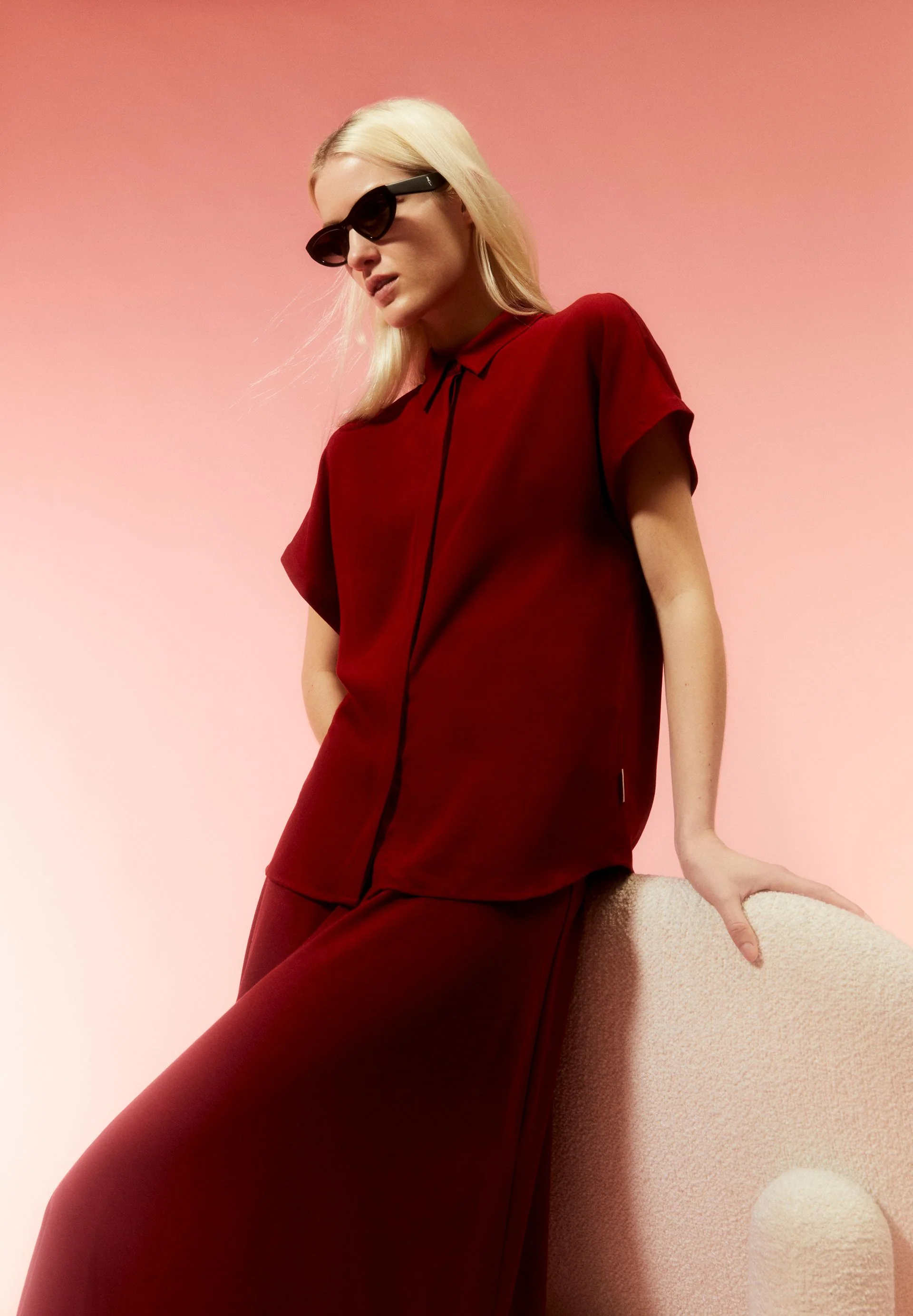 LARISAANA BLUSE | dark crimson - Image 4