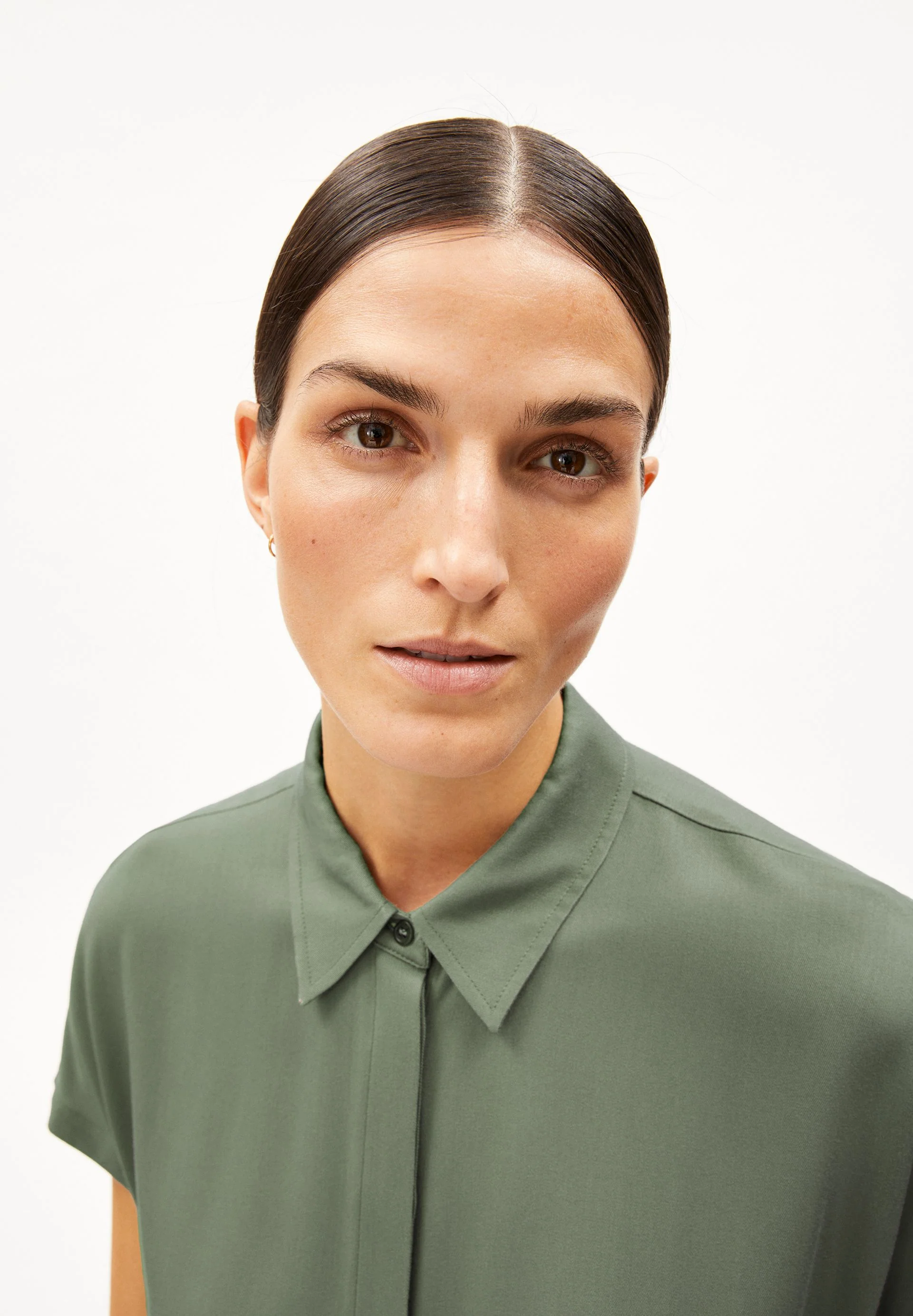 LARISAANA BLUSE | grey green - Image 3