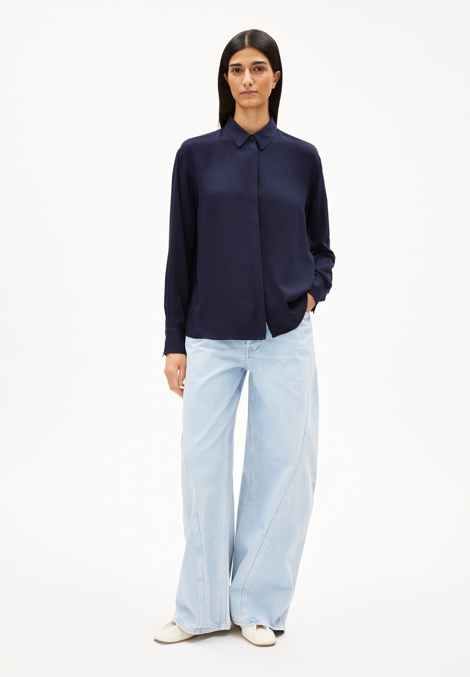 LARISAANA LANGARMBLUSE | tinted navy - Image 5