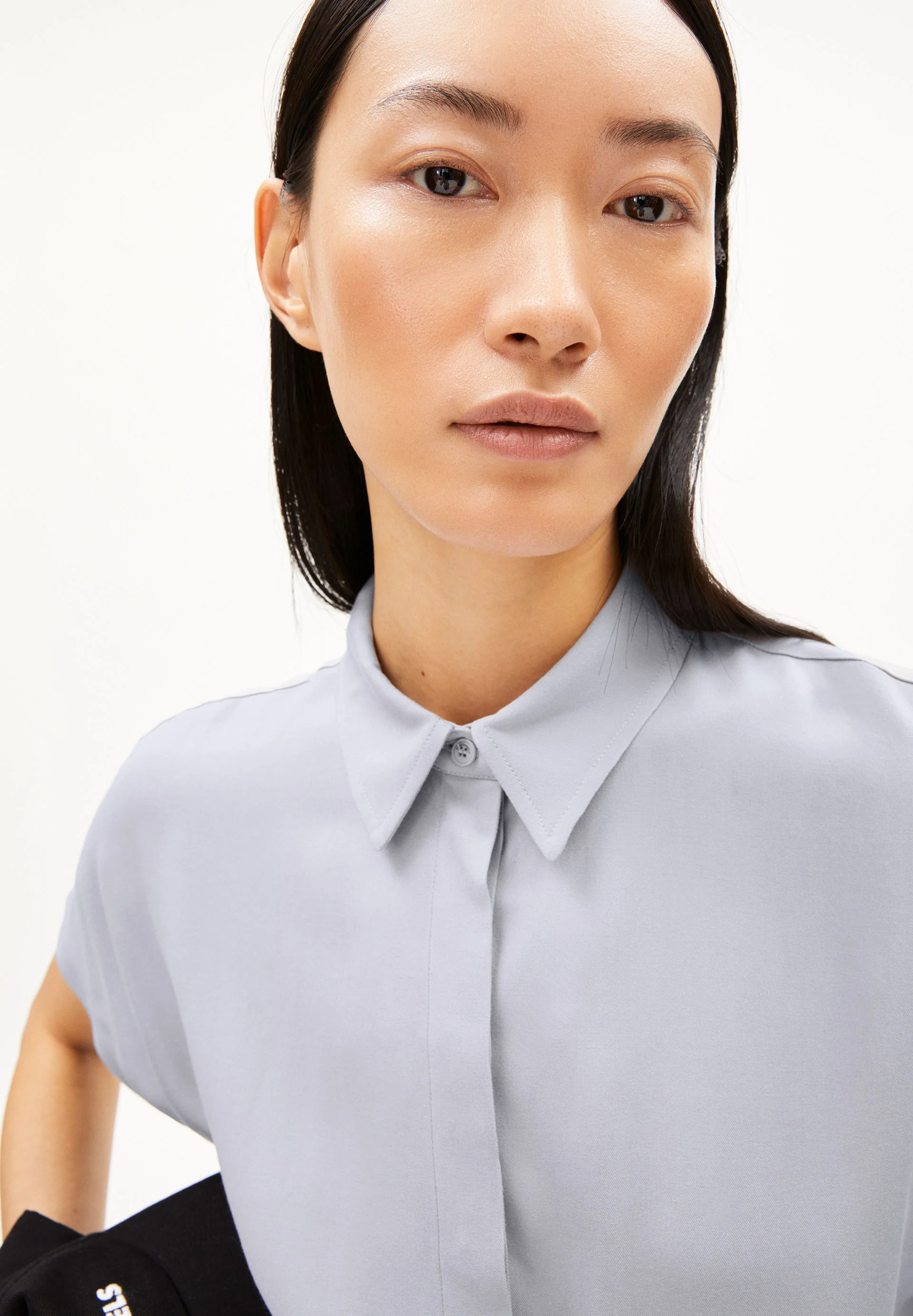 LARISAANA BLUSE | misty morning - Image 3