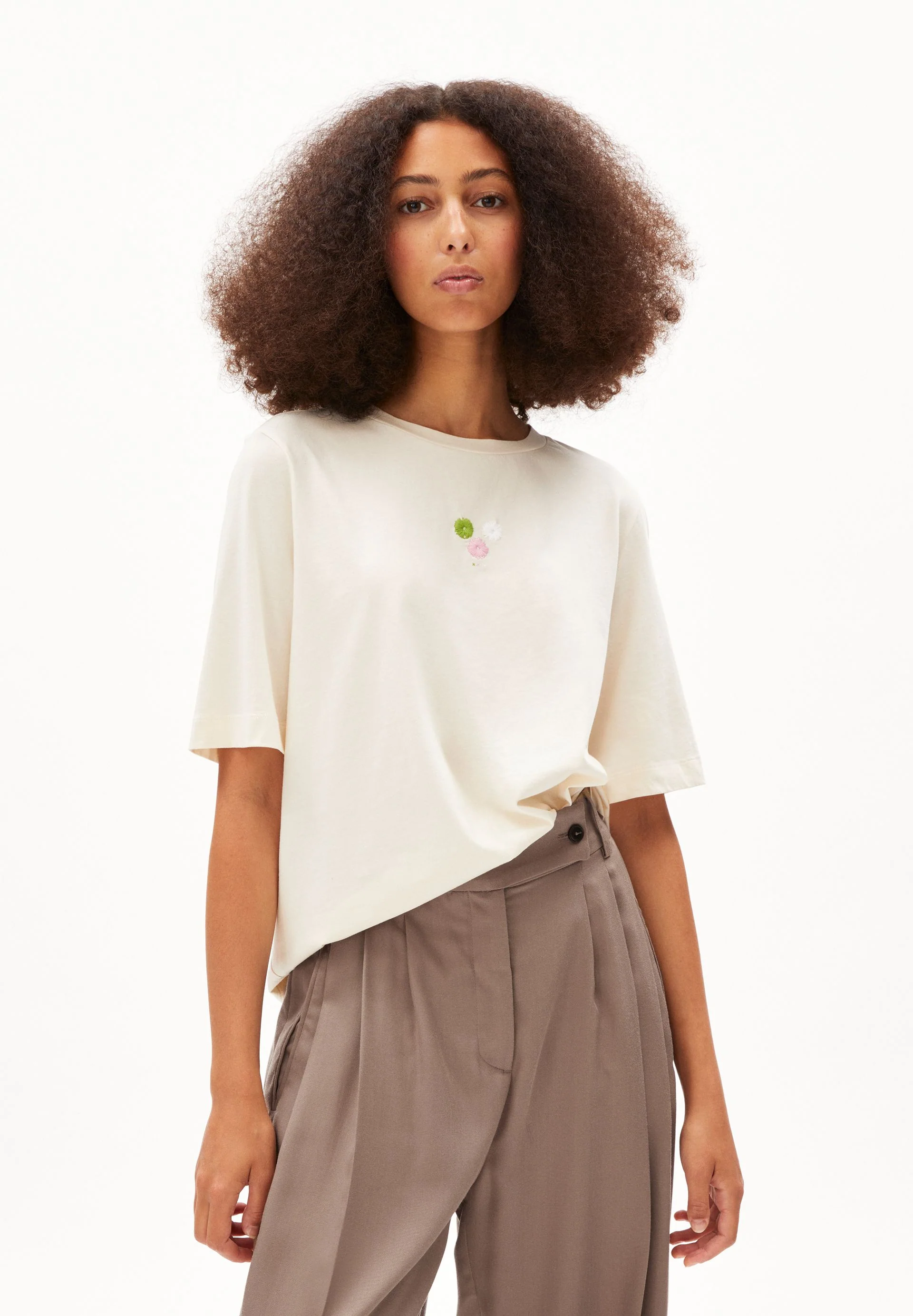LAYAA DELIGHT - Image 2