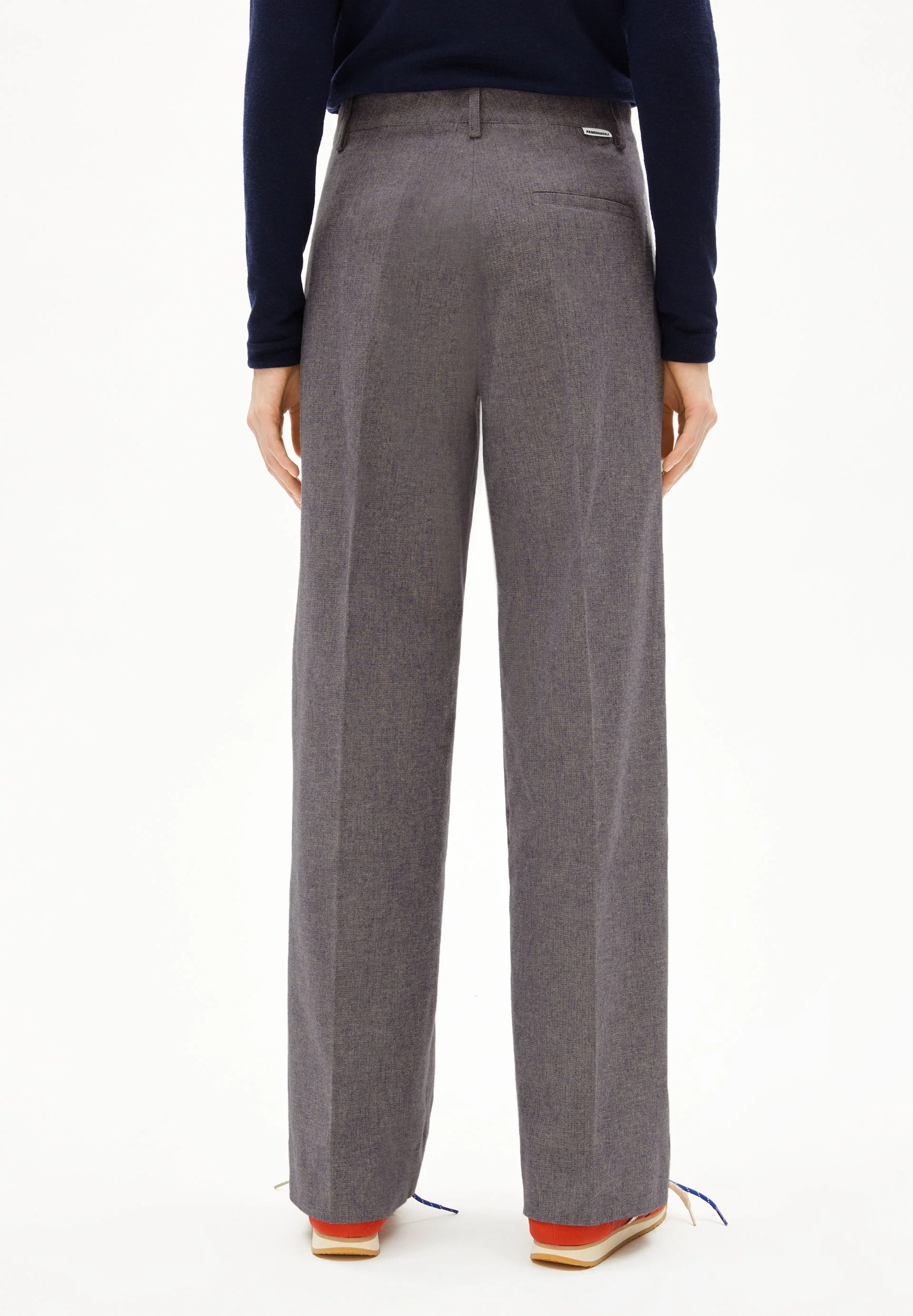 LEANDRAA HANDAAS | pure-tinted navy - Image 2