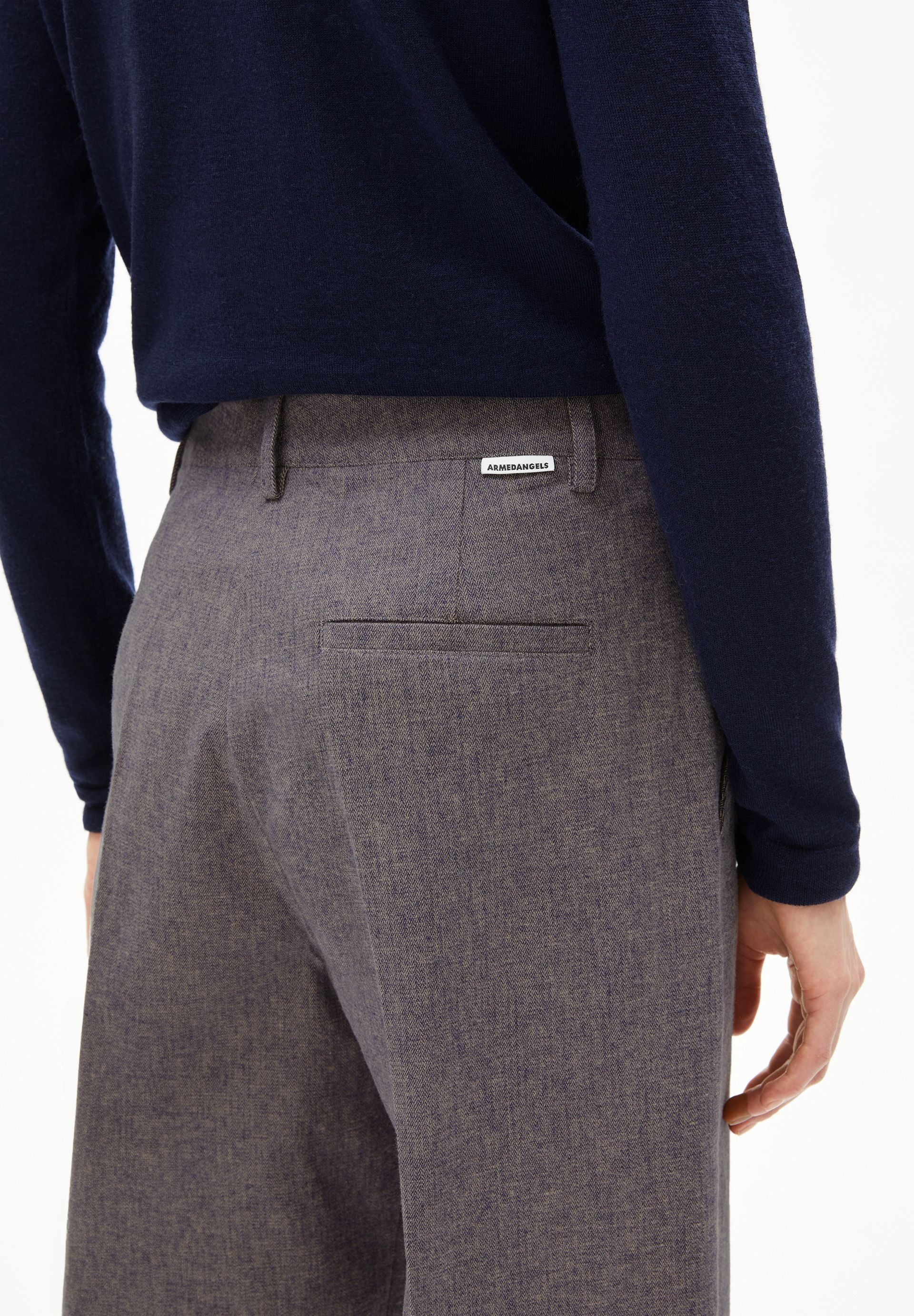 LEANDRAA HANDAAS | pure-tinted navy - Image 3