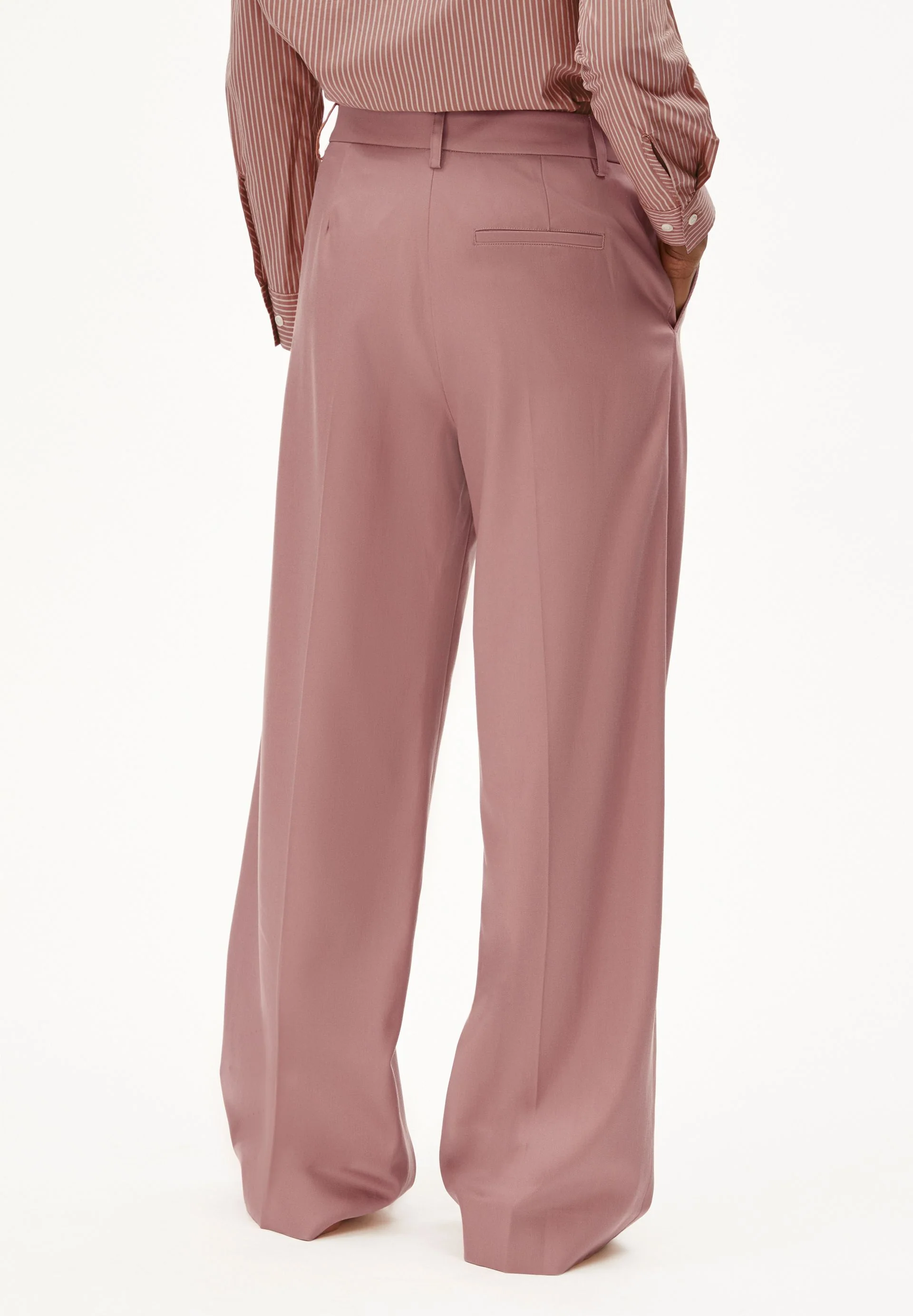 LEANDRAA HOSE | light berry - Image 2