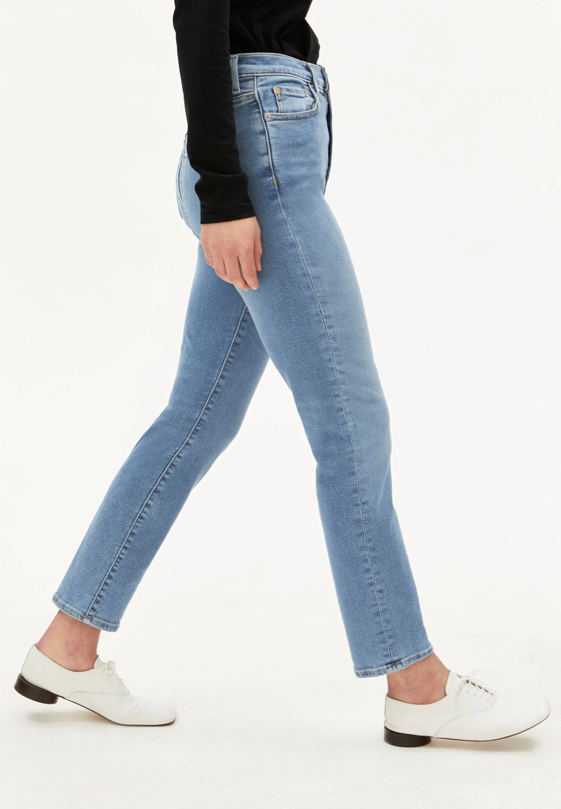 LEJAANI HIGH WAIST SLIM JEANS | dove - Image 6
