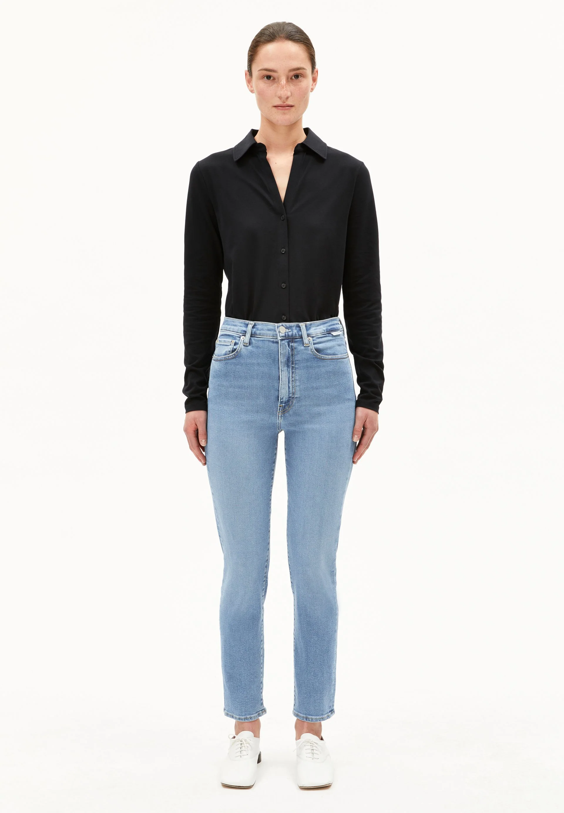 LEJAANI HIGH WAIST SLIM JEANS | dove - Image 5