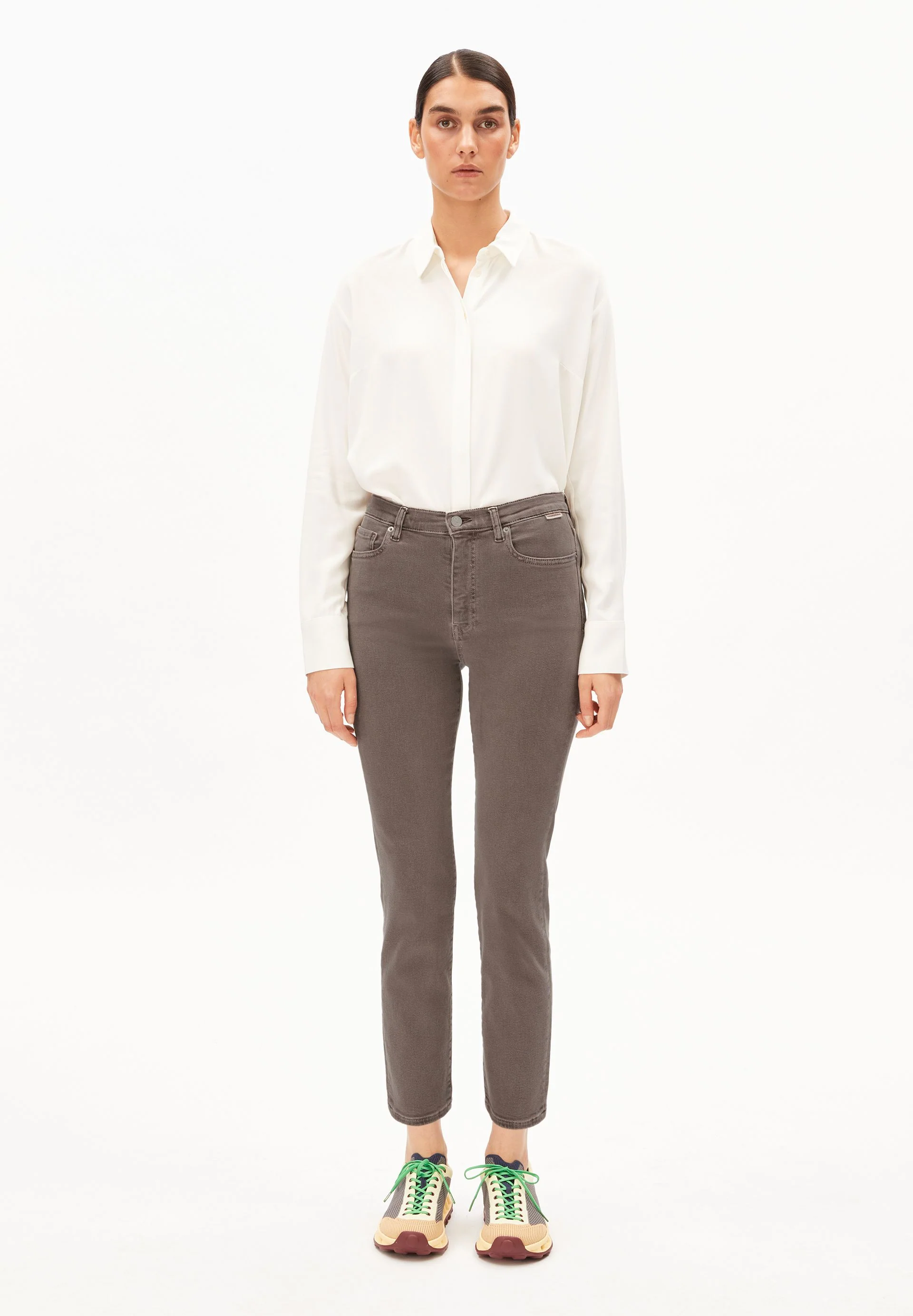 LEJAANI HIGH WAIST SLIM JEANS | walnut cream - Image 5