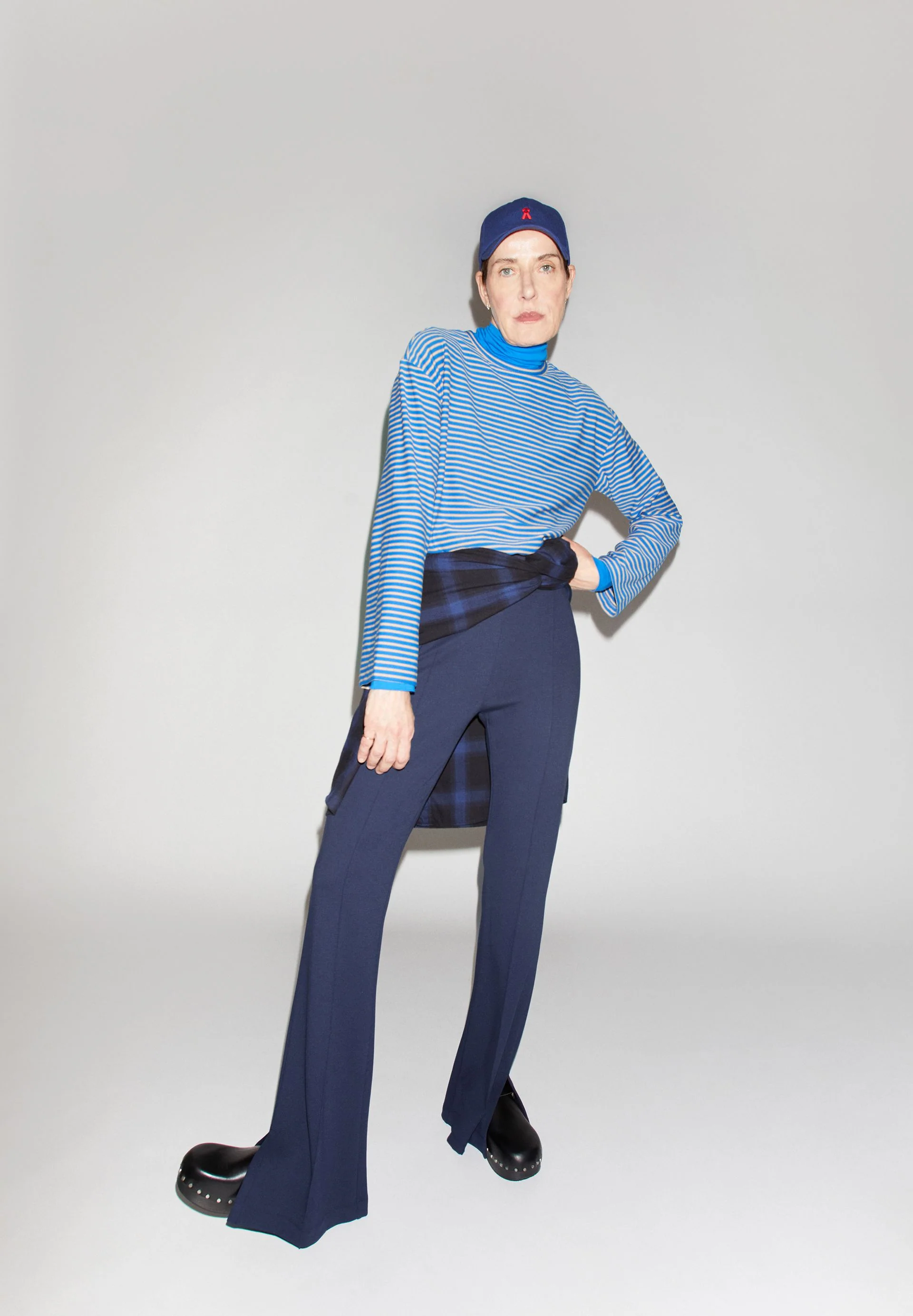 LEYLAARI SLIT HEM | night sky - Image 4