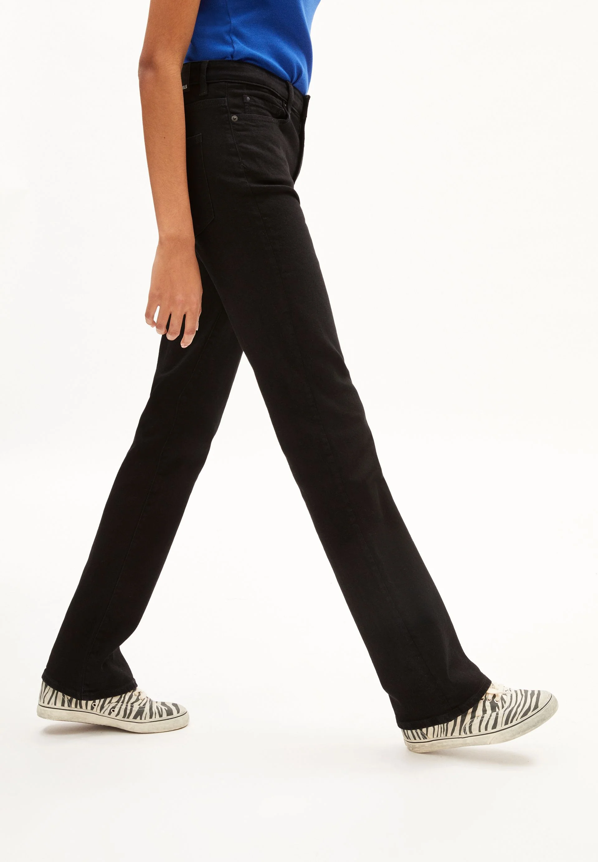 LINNAA | breath black - Image 6