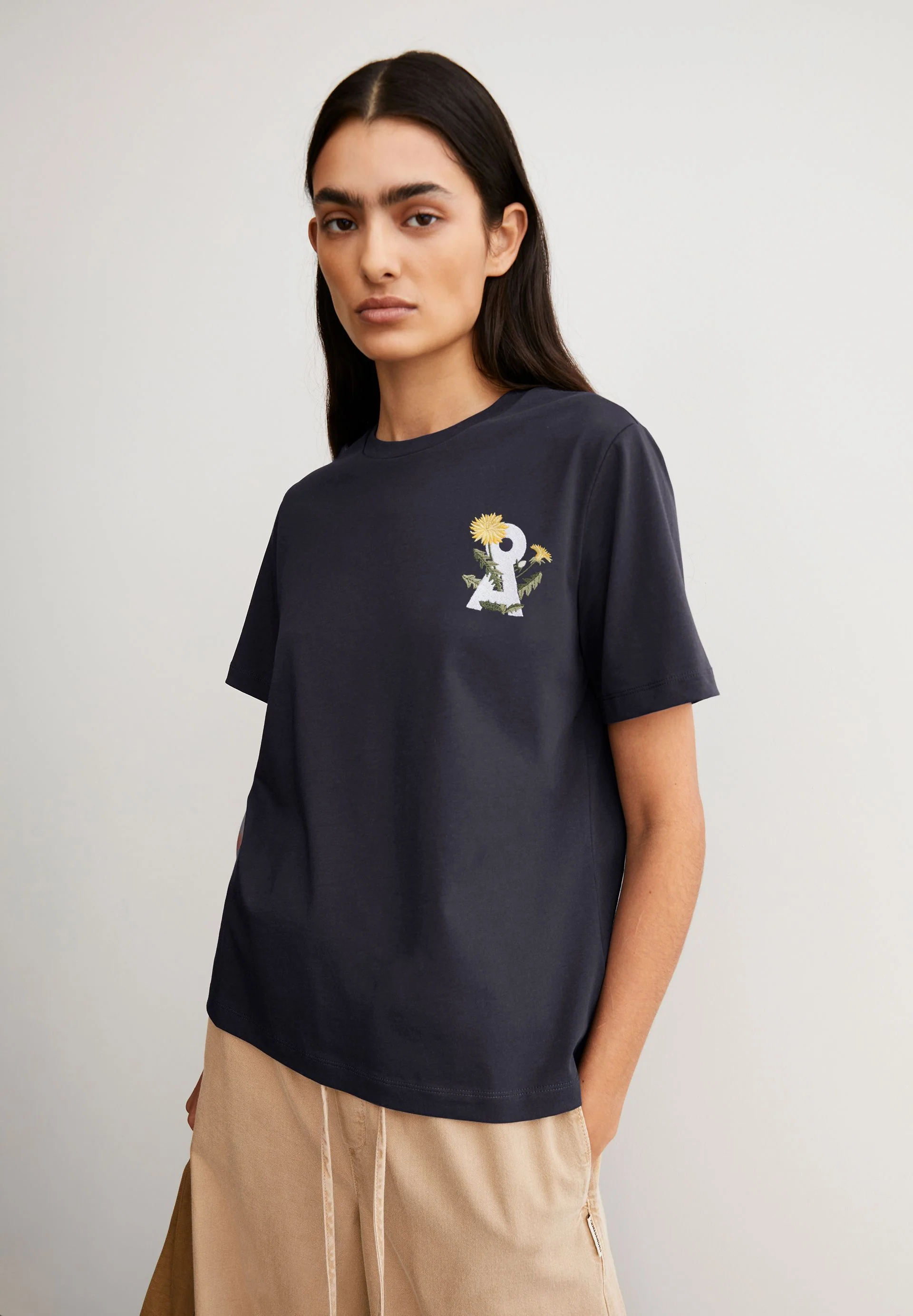 LUALAA DIFFERENCE T-SHIRT | dark steel - Image 4