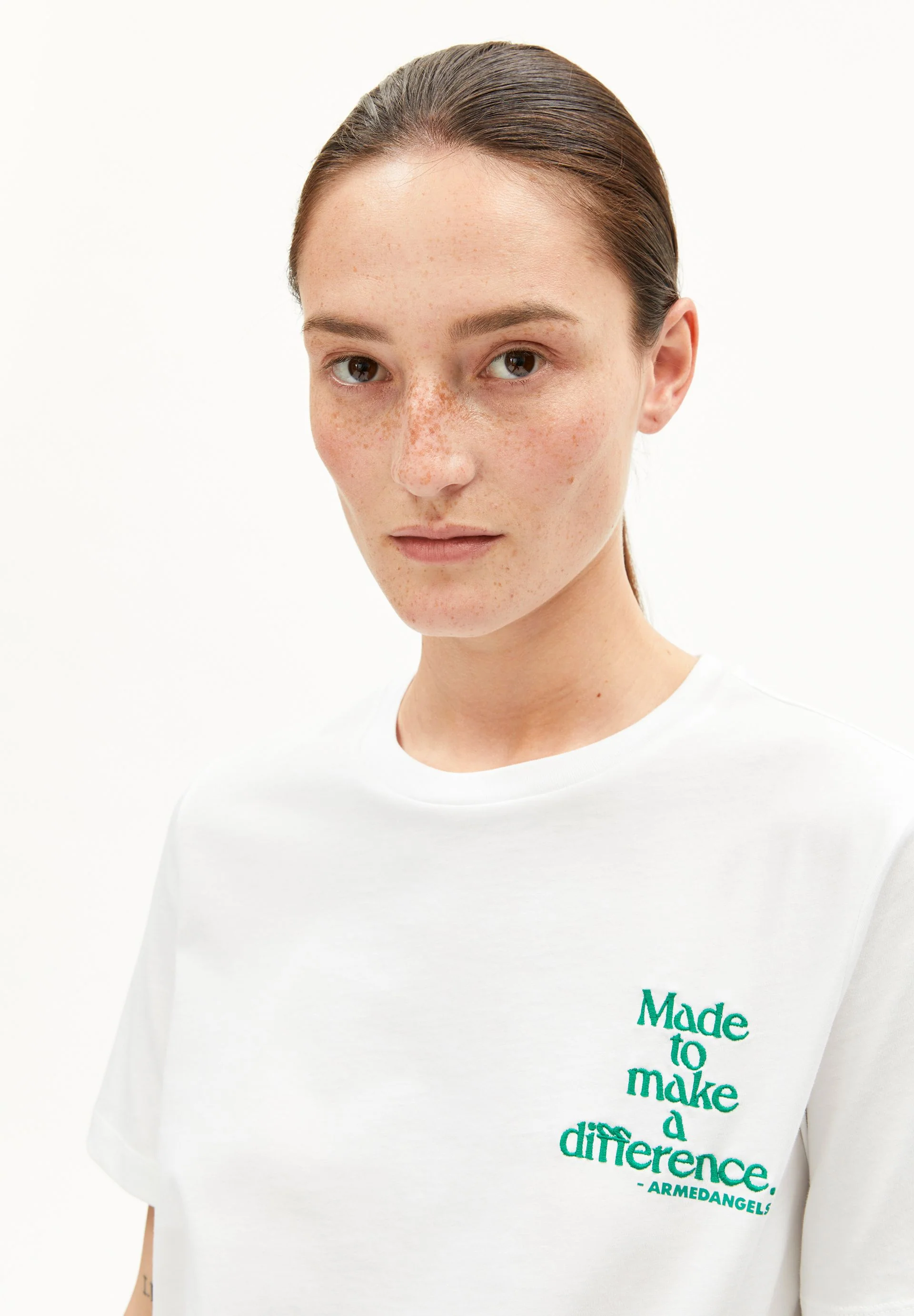 LUALAA DIFFERENCE T-SHIRT | white - Image 3