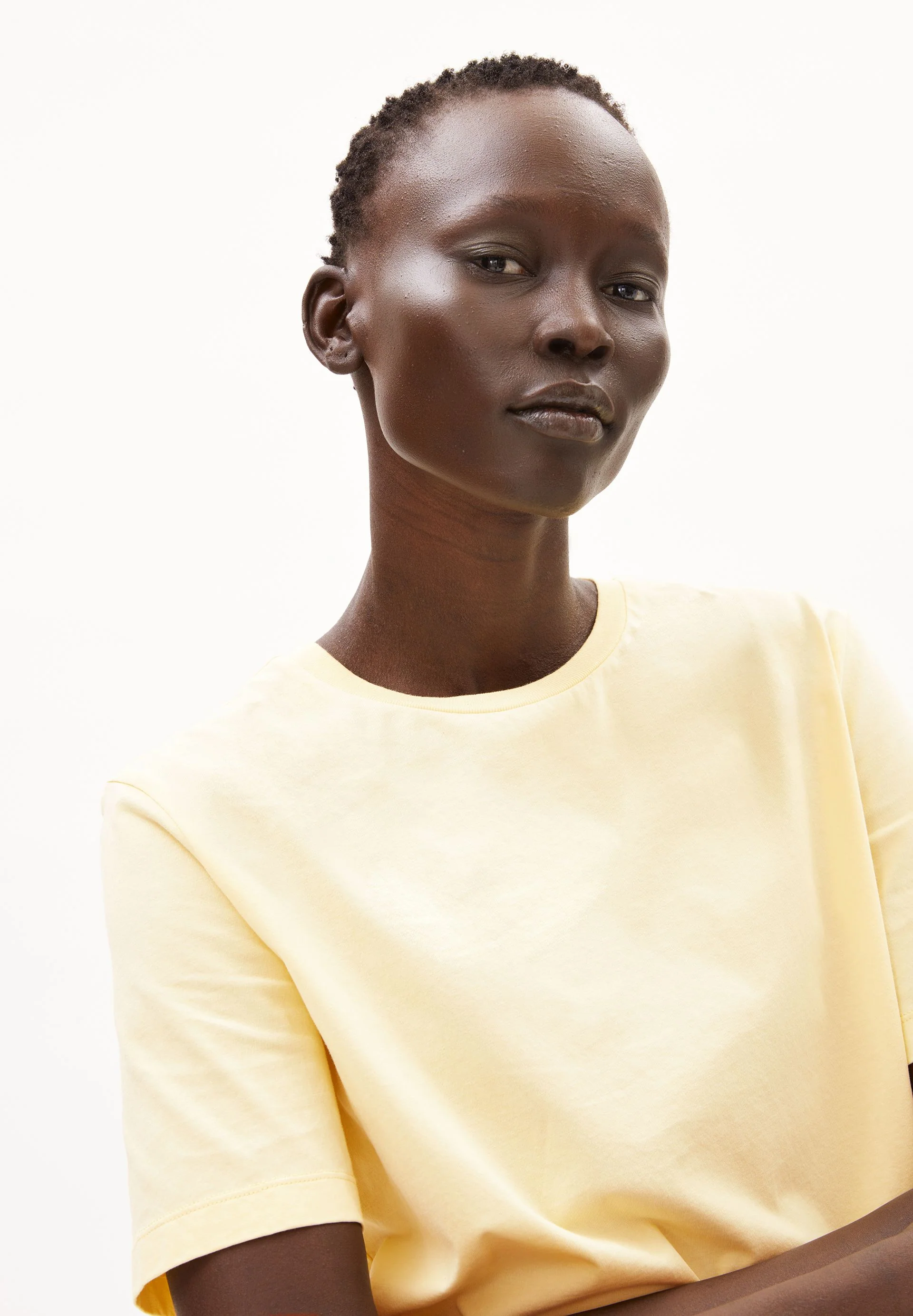 LUALAA T-SHIRT | early yellow - Image 3