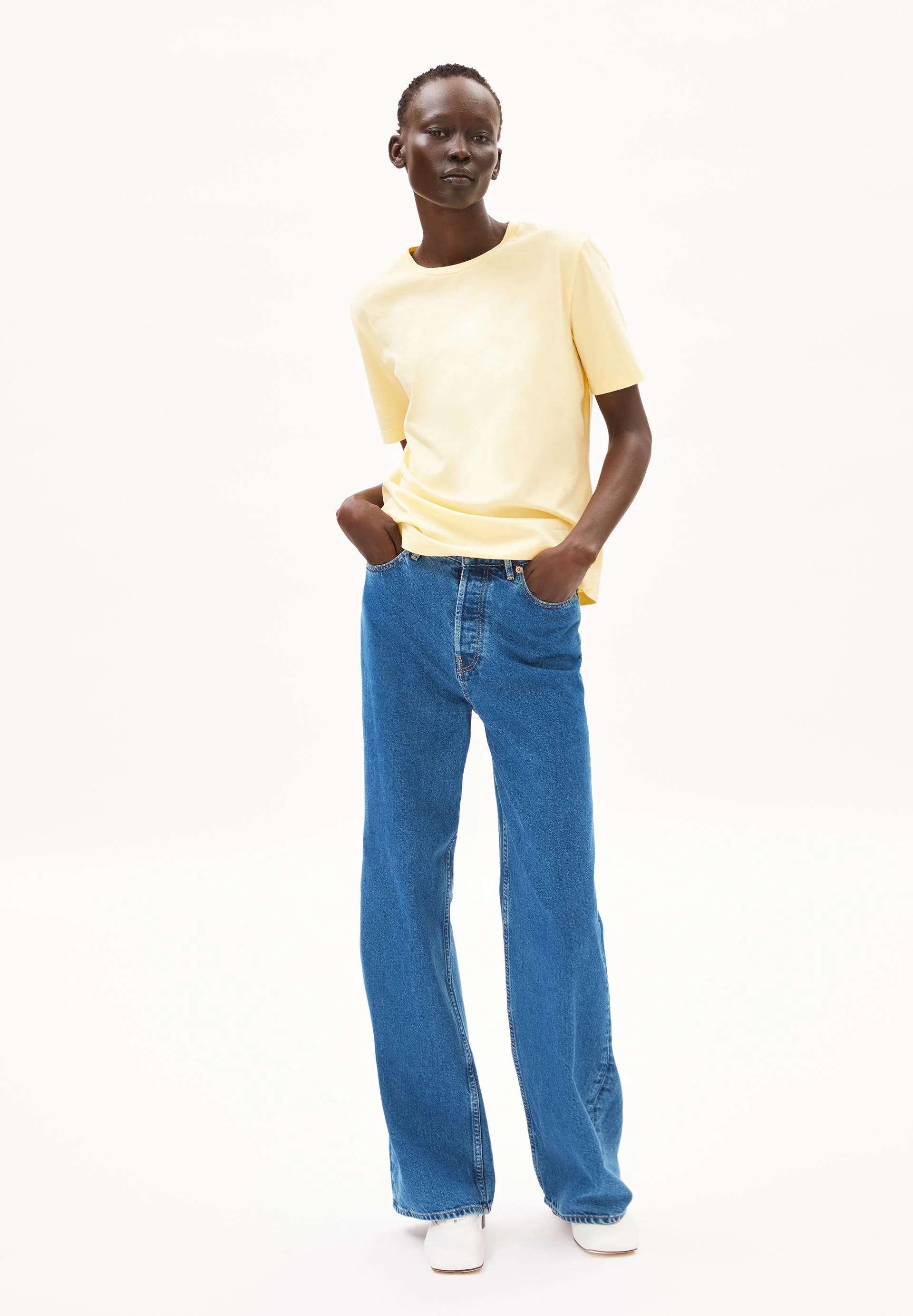 LUALAA T-SHIRT | early yellow - Image 5