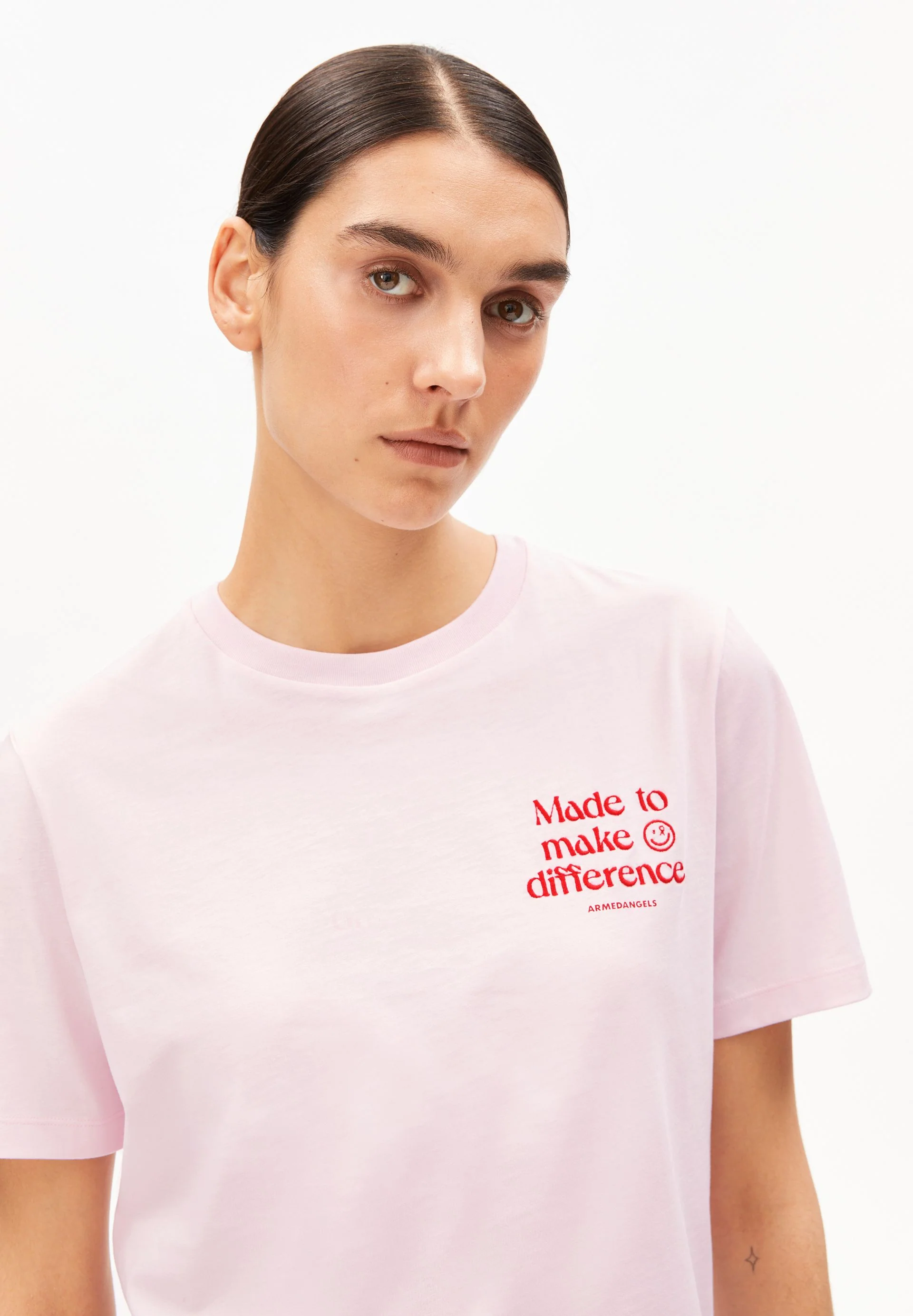 LUALAA EMBRO T-SHIRT | pink mist - Image 3