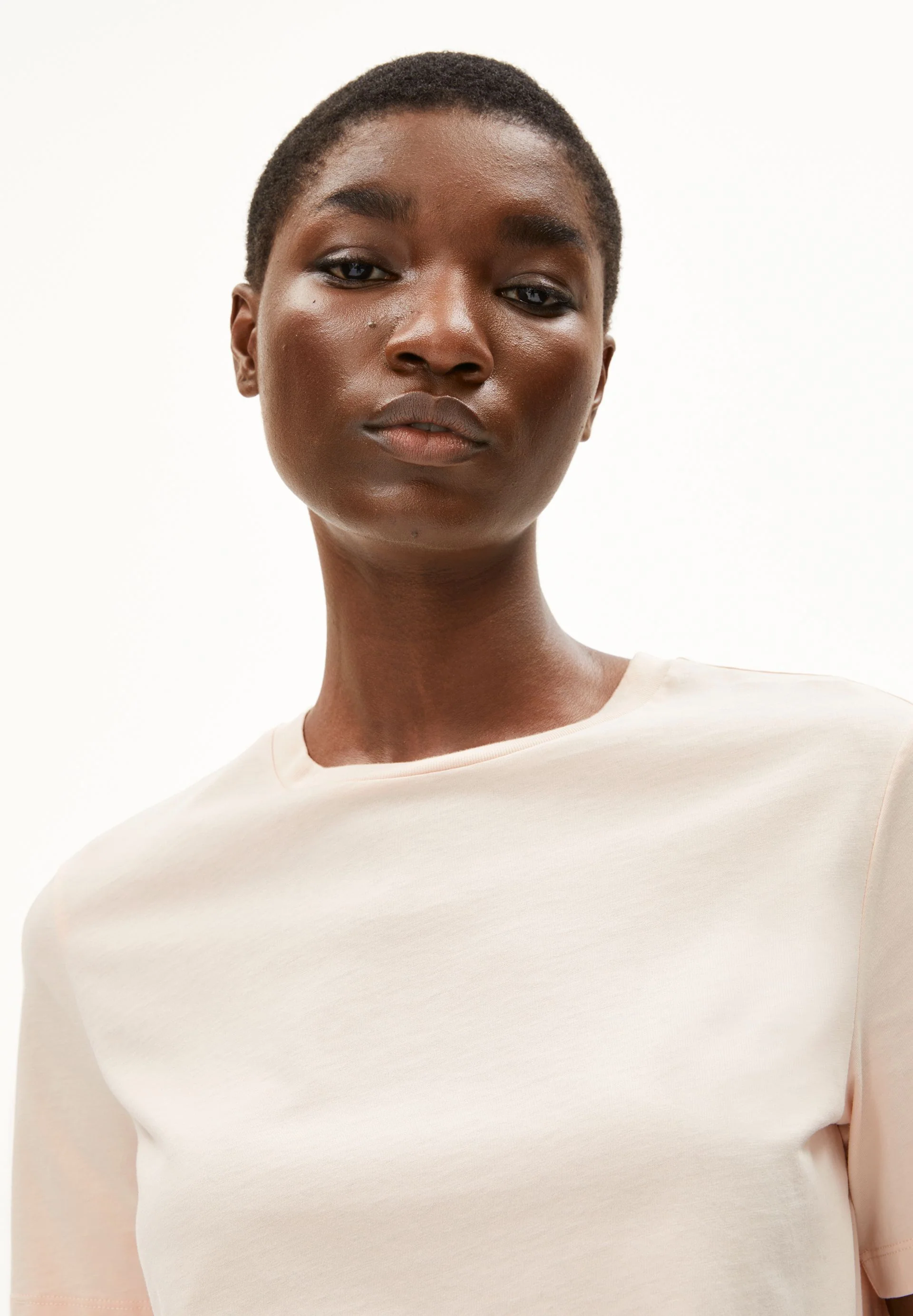 LUALAA T-SHIRT | pale peach - Image 3
