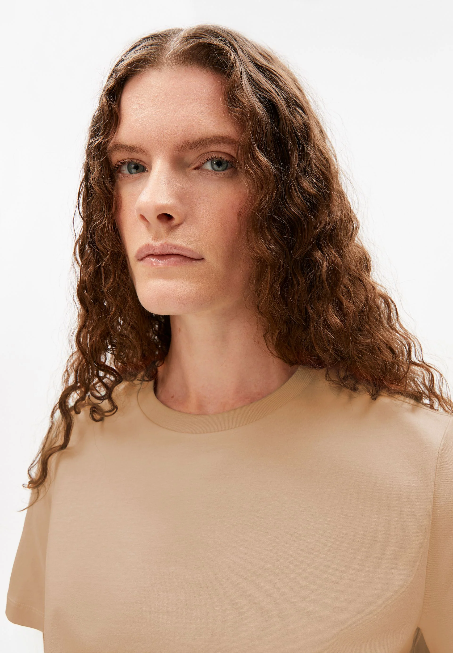 LUALAA T-SHIRT | true camel - Image 3