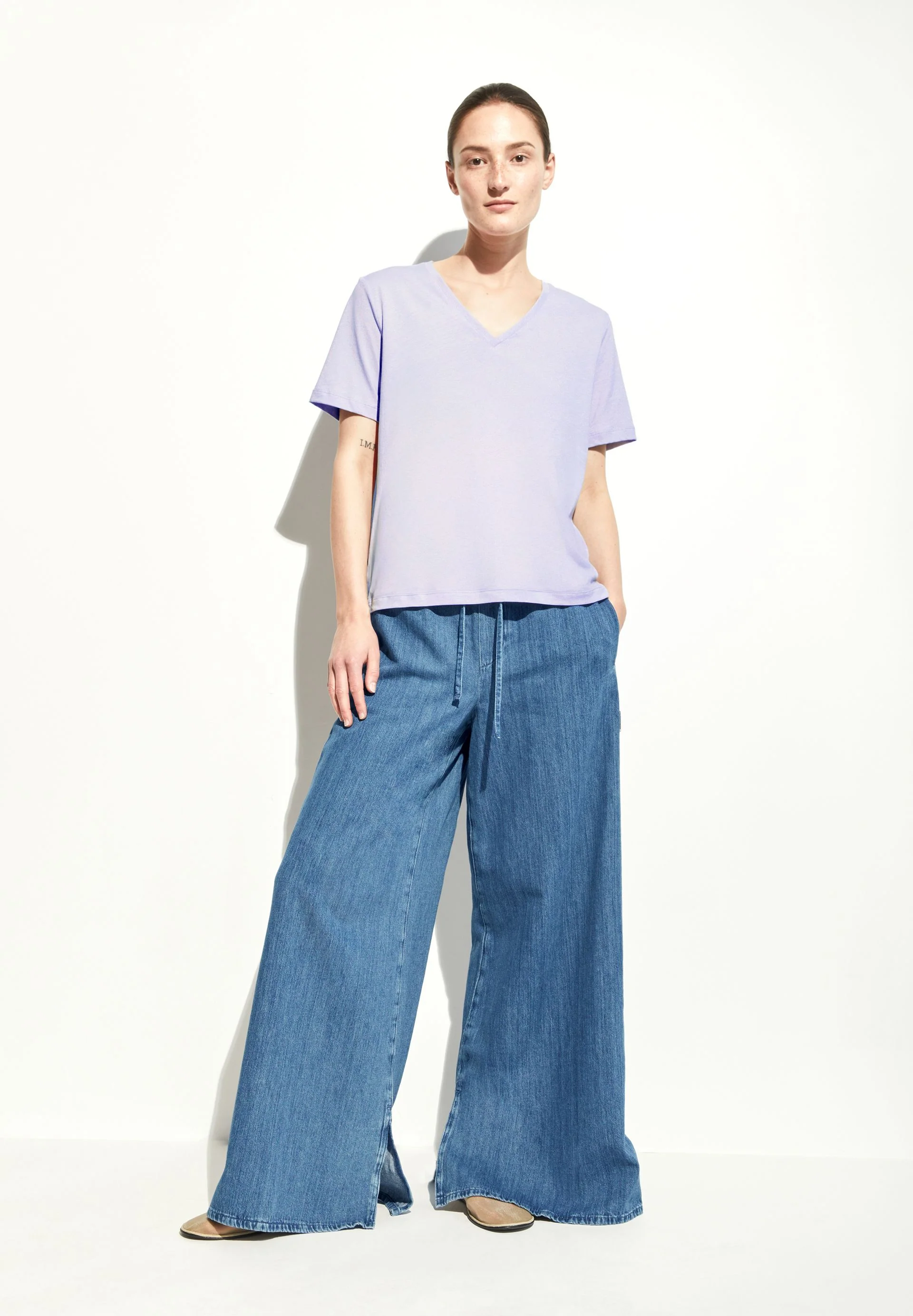LUALAA V-NECK | soft lilac - Image 4