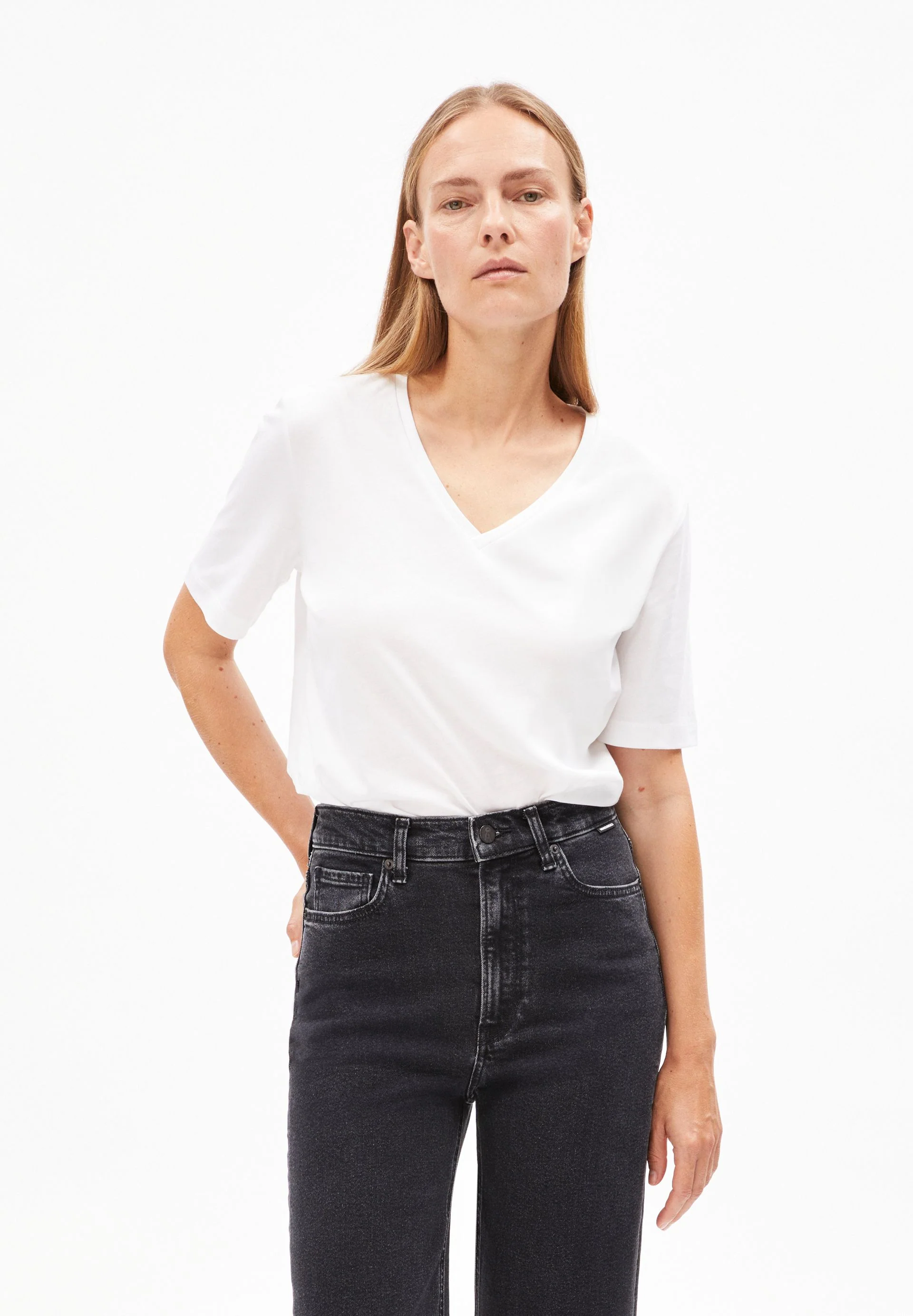 LUALAA V-NECK - Image 2