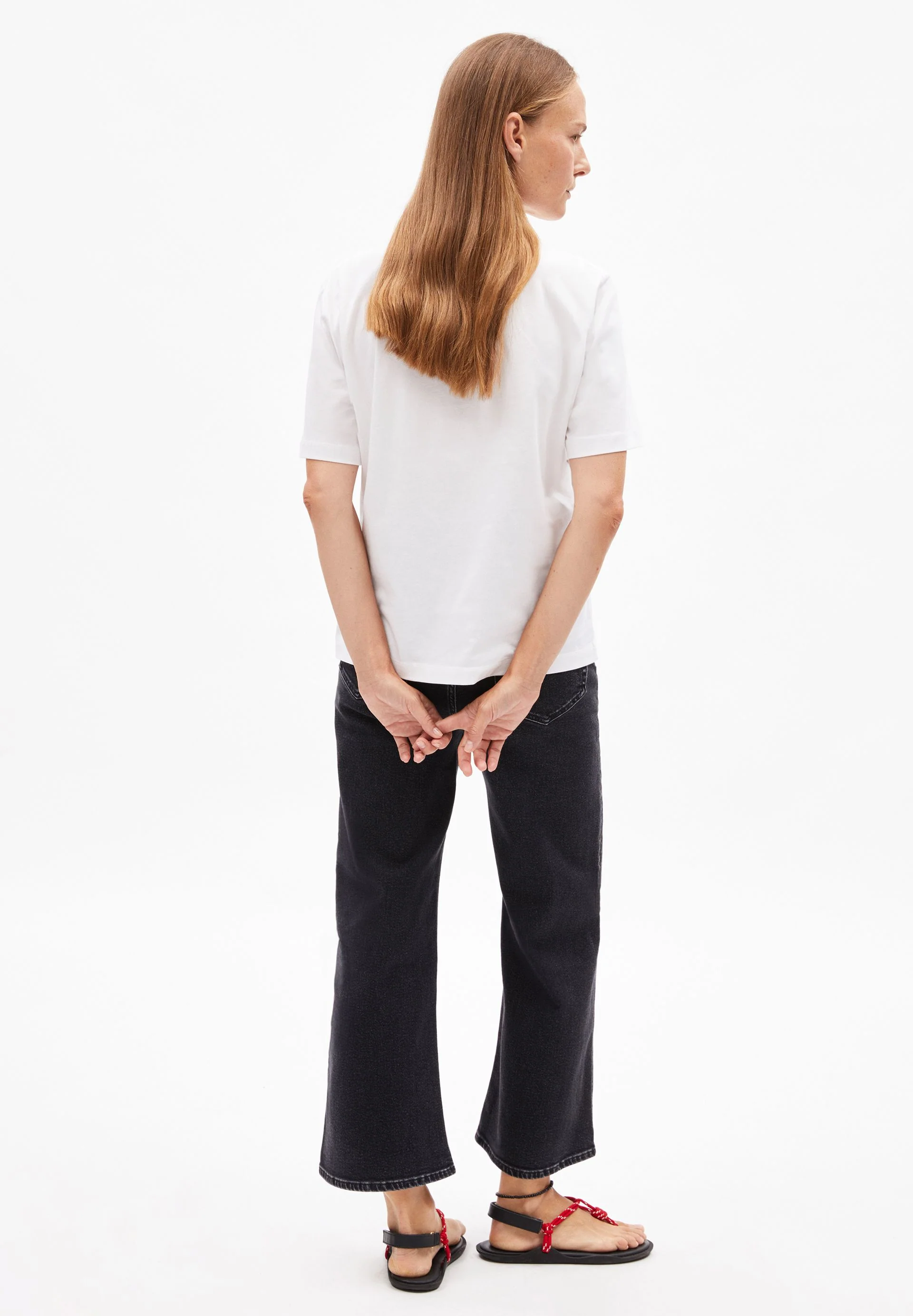 LUALAA V-NECK | white - Image 2