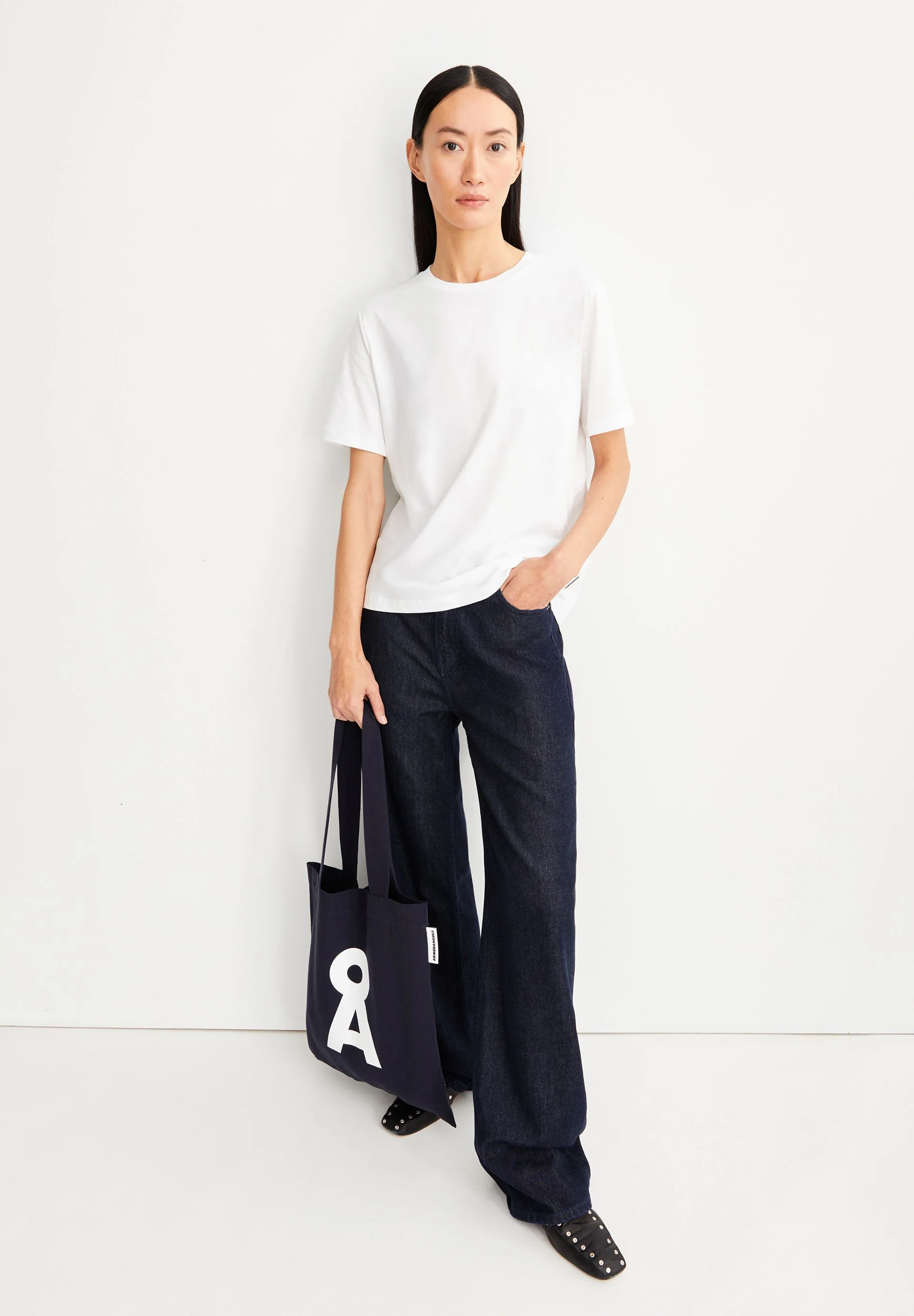 LUALAA T-SHIRT | white - Image 4