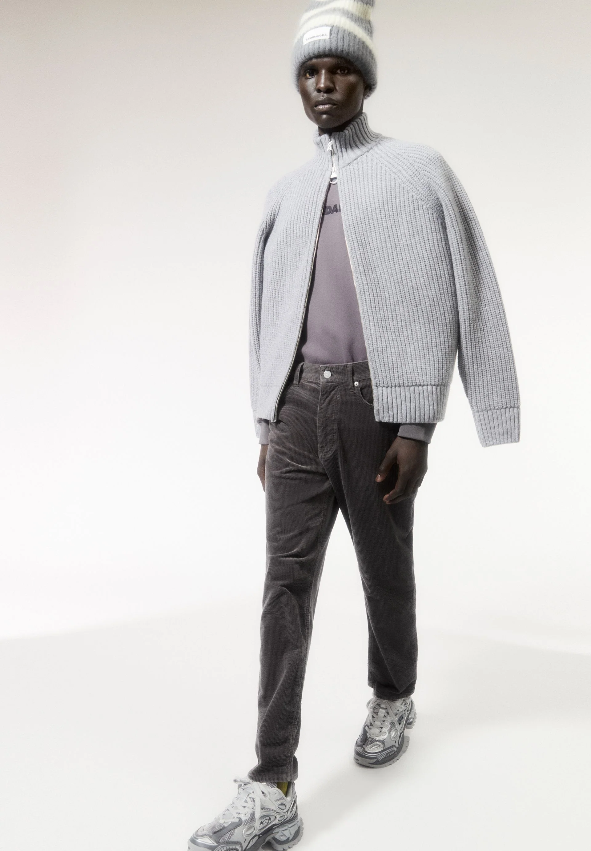MAAKX CORDUROY | iron cast - Image 4