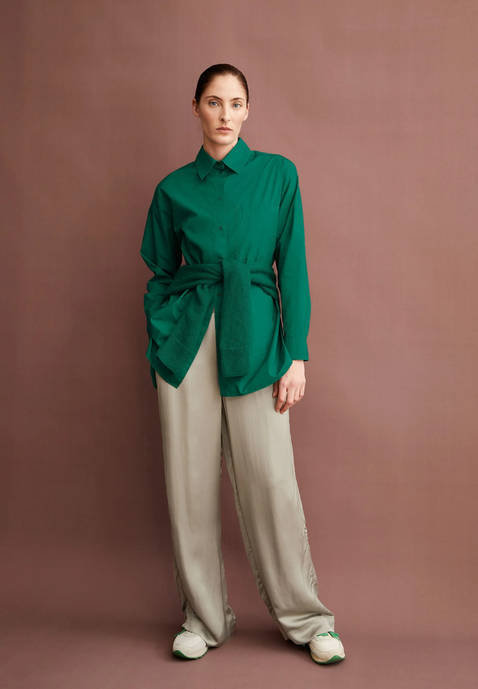 MAALGAA BLUSE | emerald green - Image 4