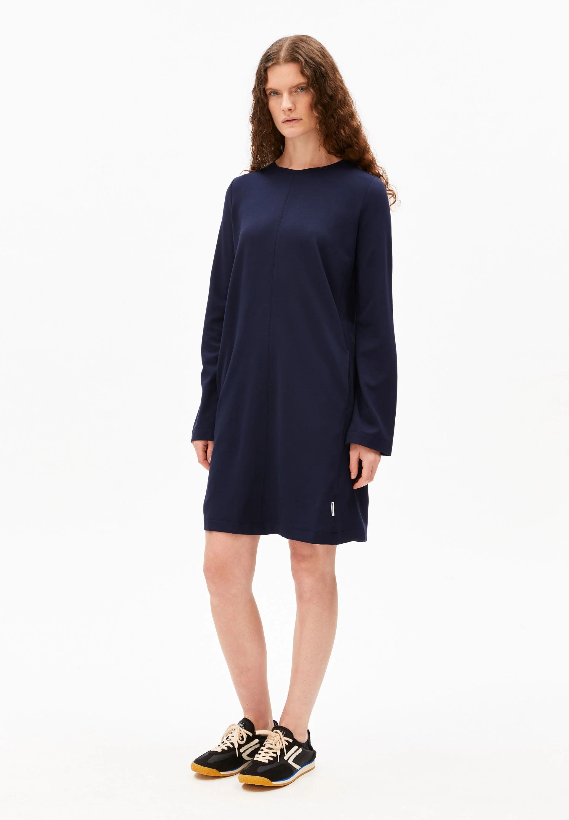 MAARILIANA LANGÄRMLIGES JERSEYKLEID | tinted navy - Image 5