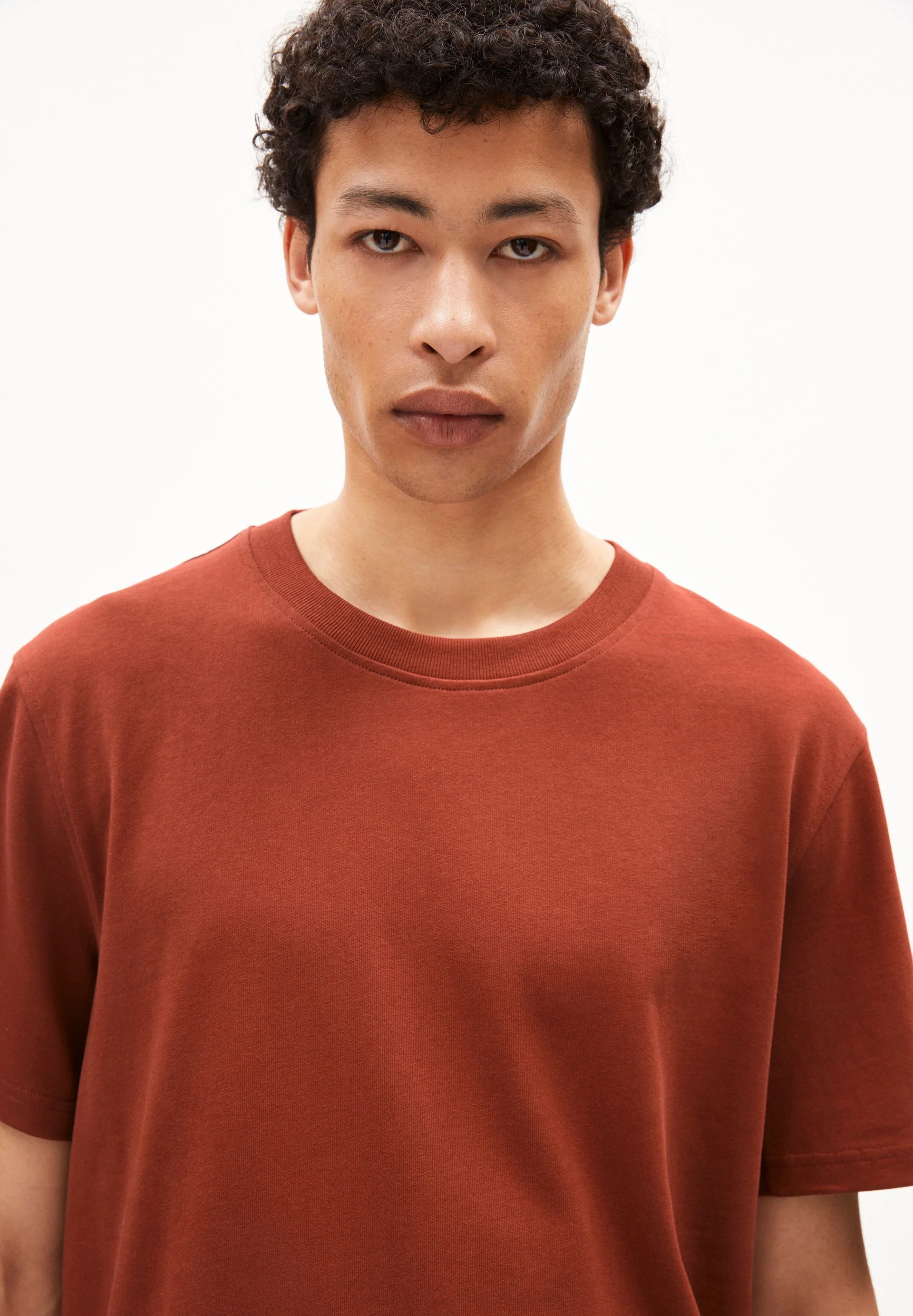 MAARKOS T-SHIRT | dark amber - Image 3