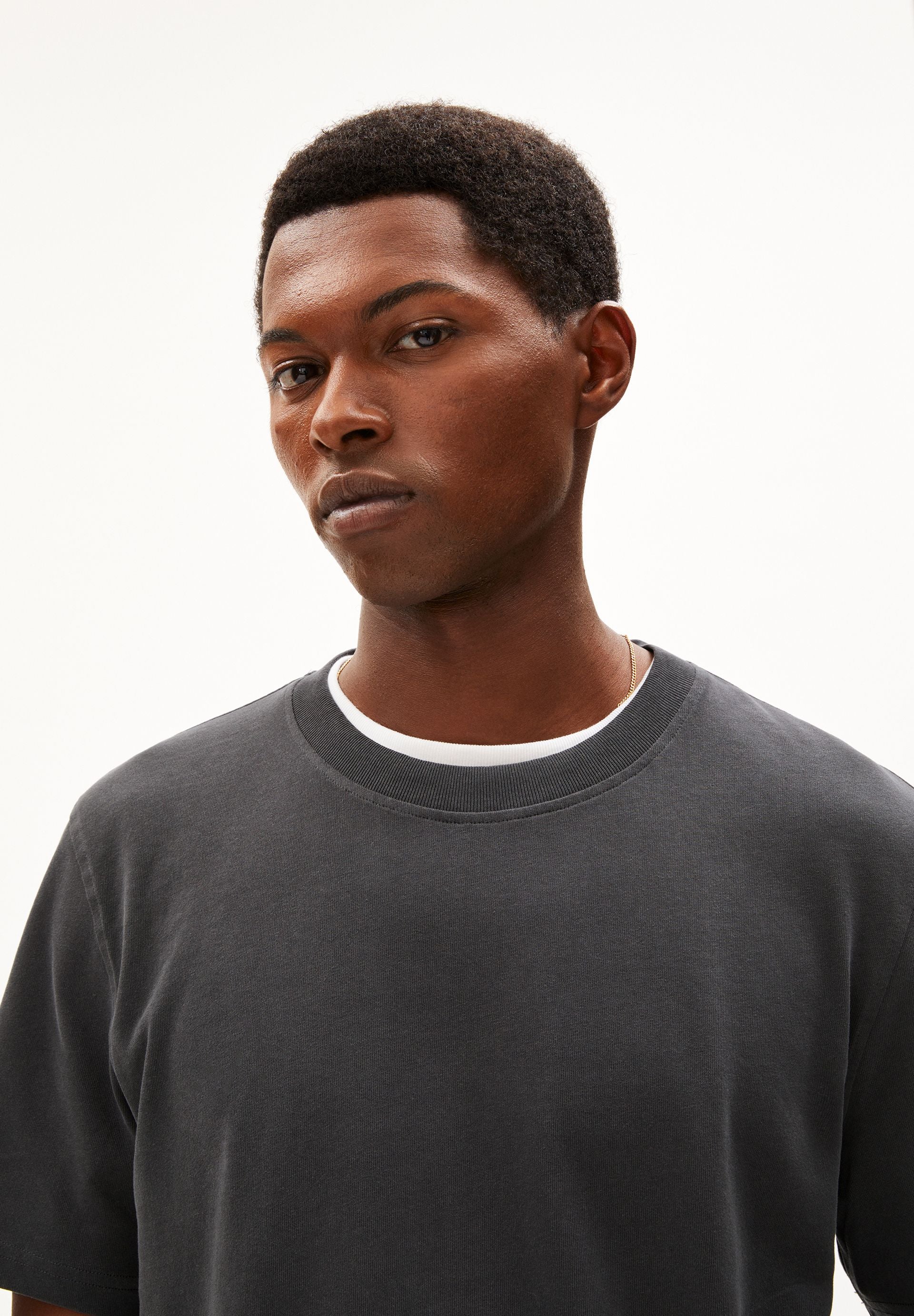 MAARKOS T-SHIRT | graphite - Image 3