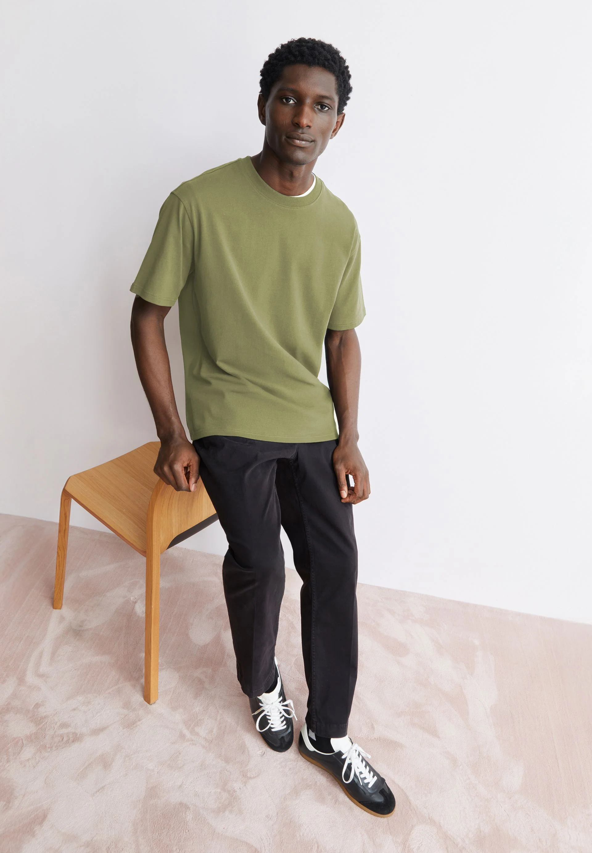 MAARKOS HEAVY WEIGHT T-SHIRT | fatigue green - Image 4