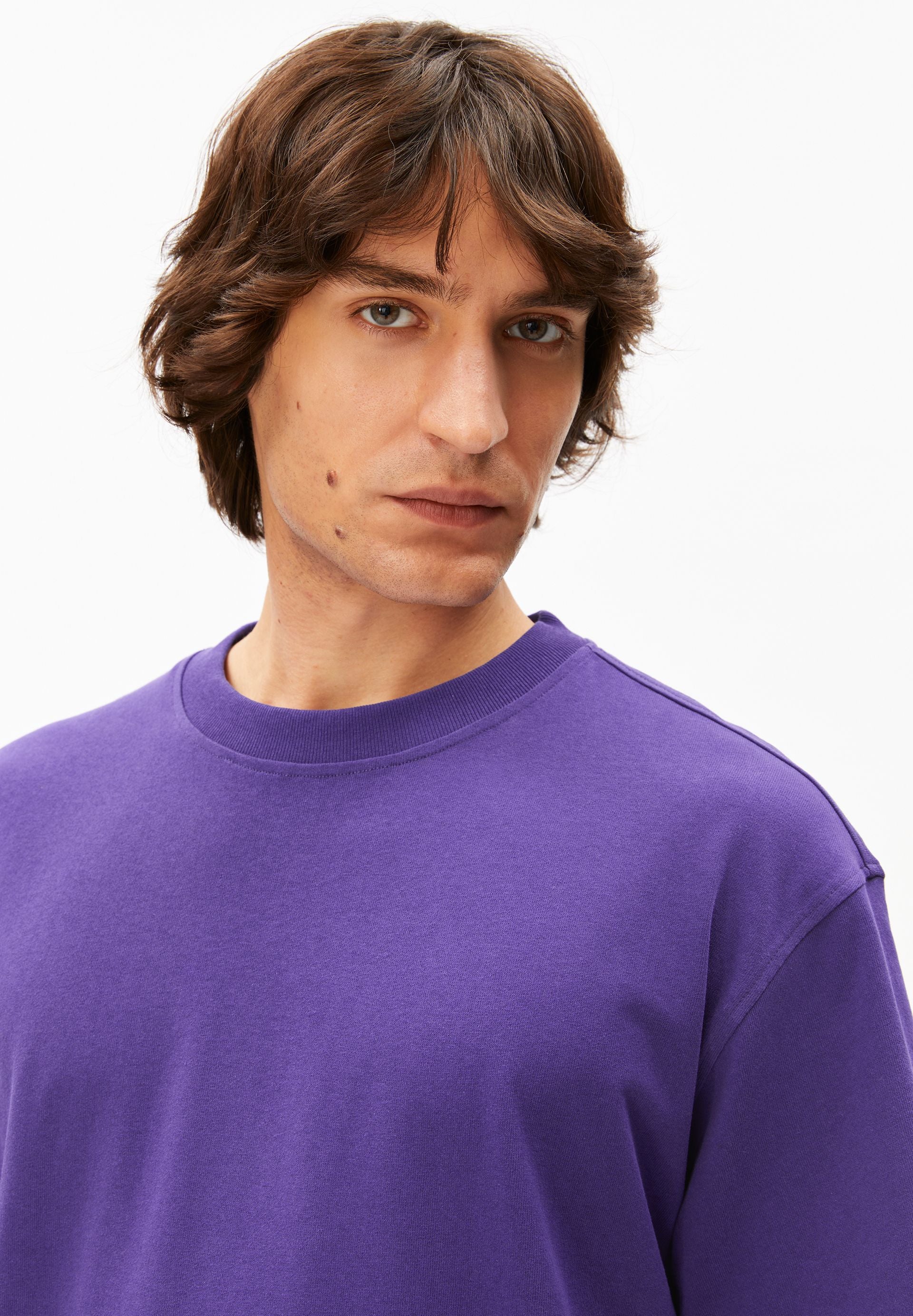 MAARKOS HEAVY WEIGHT T-SHIRT | pungent purple - Image 3
