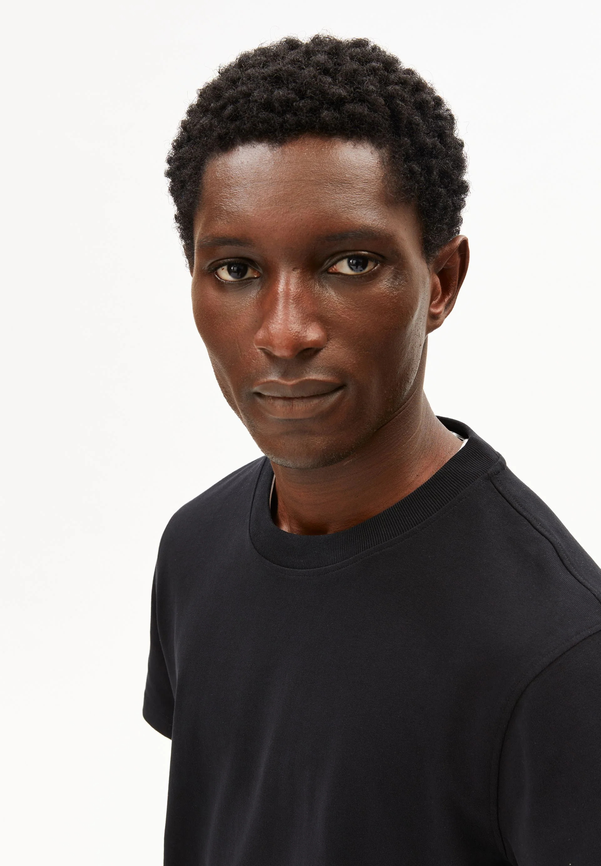 MAARKOS MID WEIGHT T-SHIRT | black - Image 3