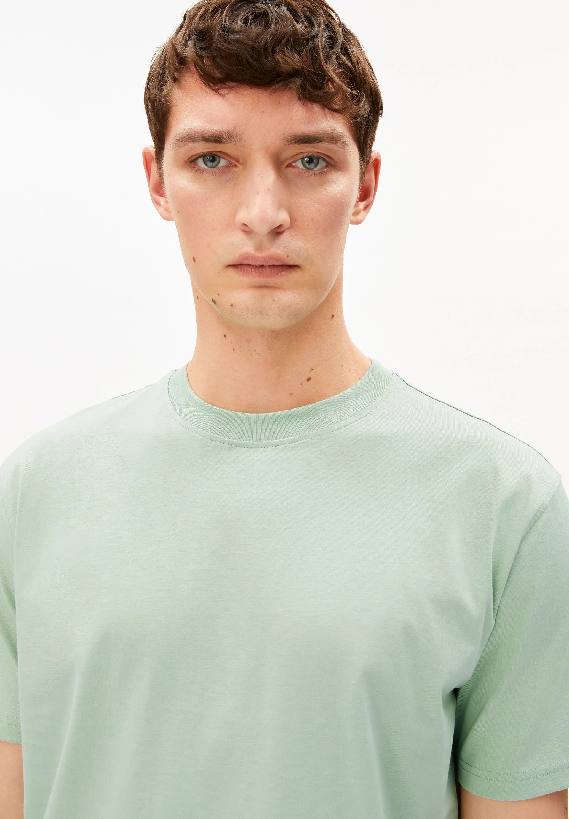 MAARKOS MID WEIGHT T-SHIRT | foam - Image 3