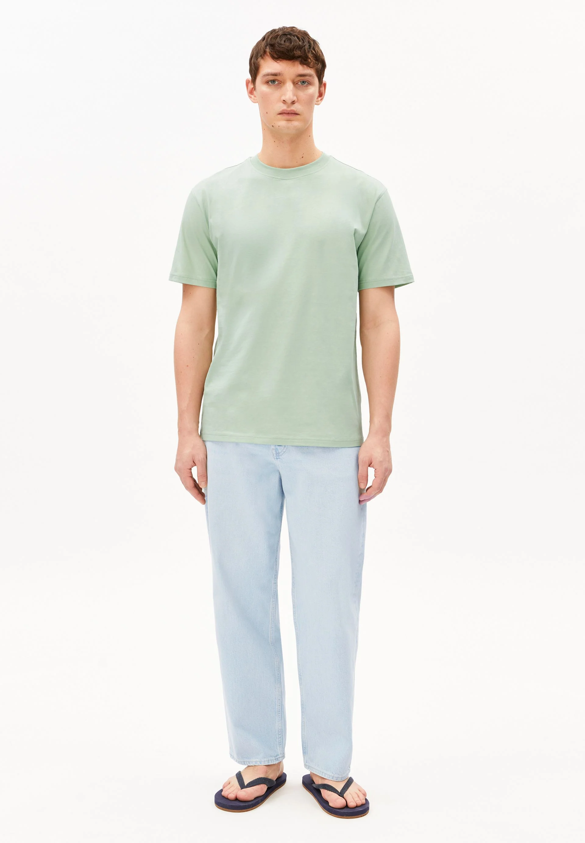 MAARKOS MID WEIGHT T-SHIRT | foam - Image 5