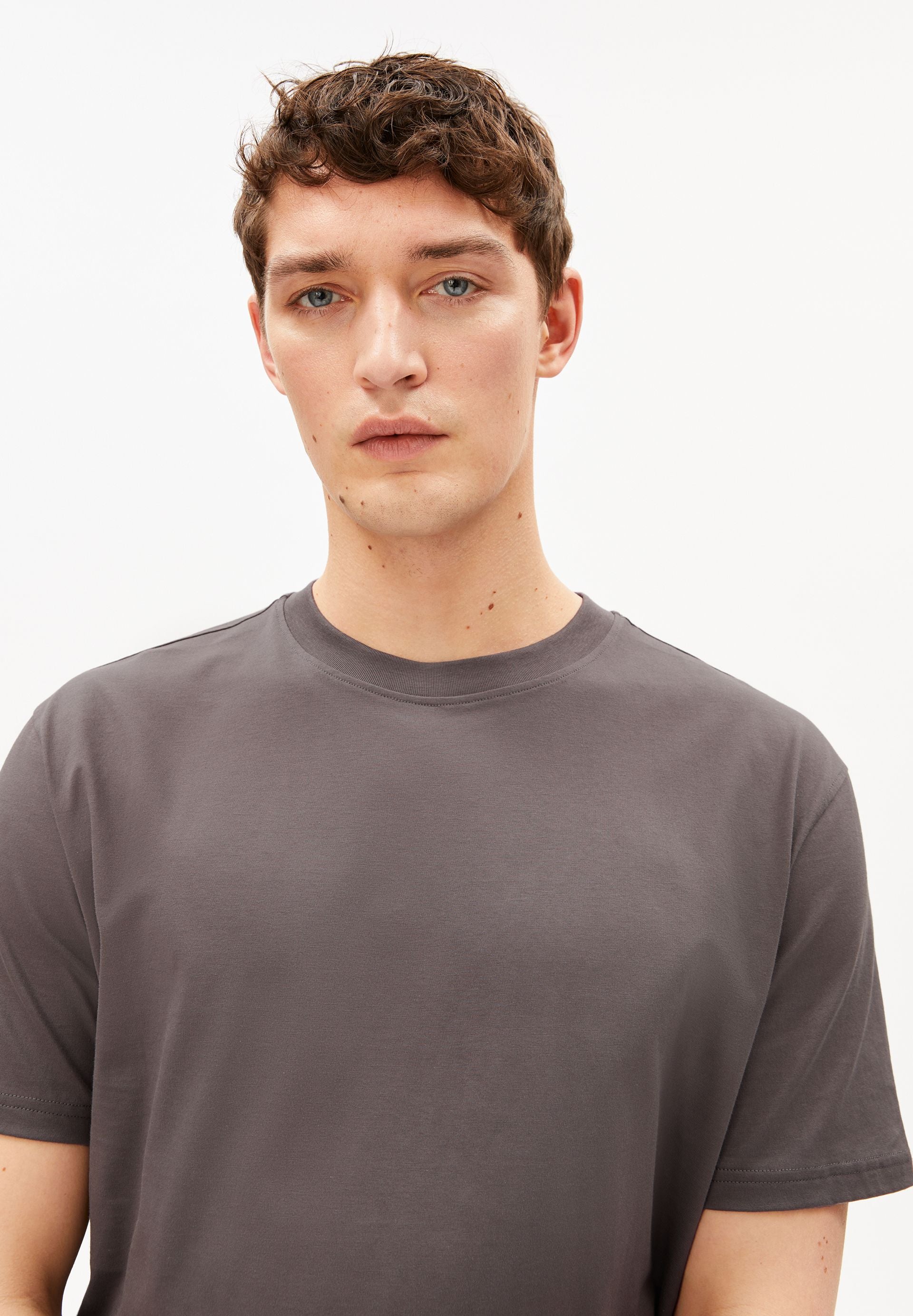 MAARKOS MID WEIGHT T-SHIRT | granit - Image 3