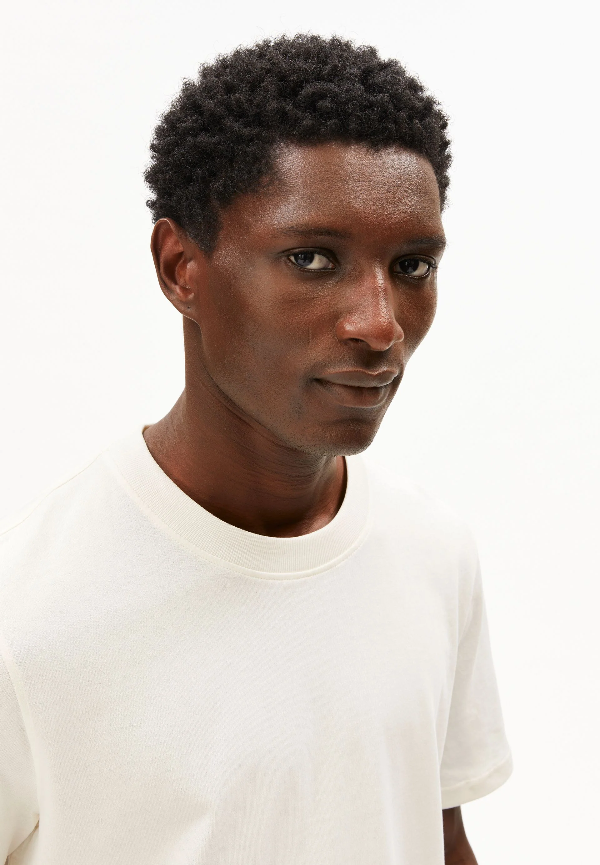 MAARKOS MID WEIGHT T-SHIRT | oatmilk - Image 3