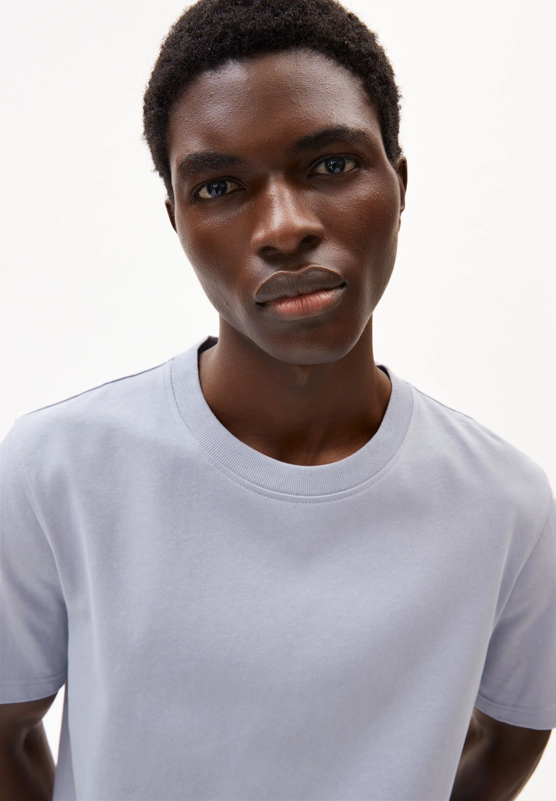 MAARKOS T-SHIRT | misty morning - Image 3