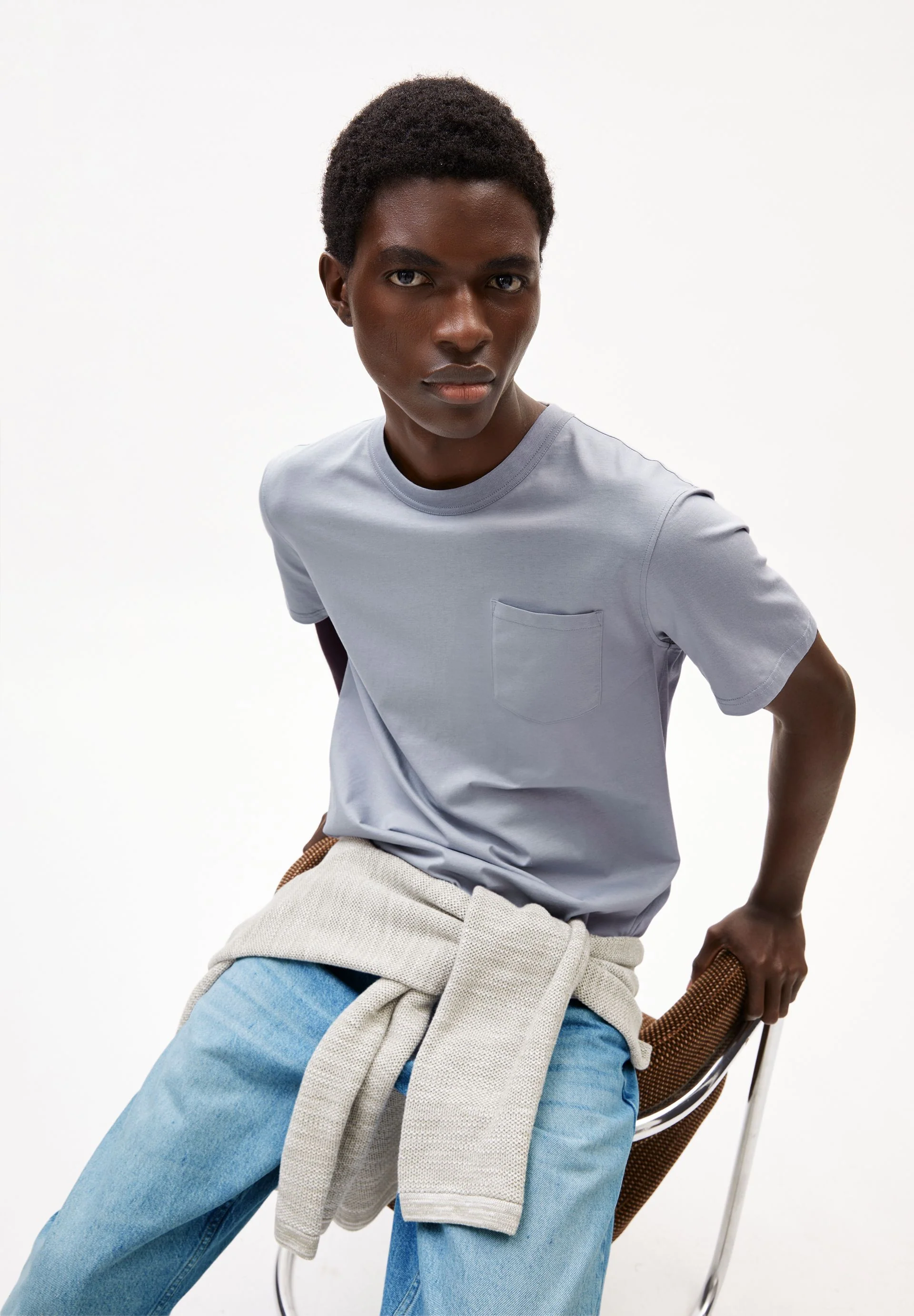 MAARKOS POCKET T-SHIRT | misty morning - Image 4