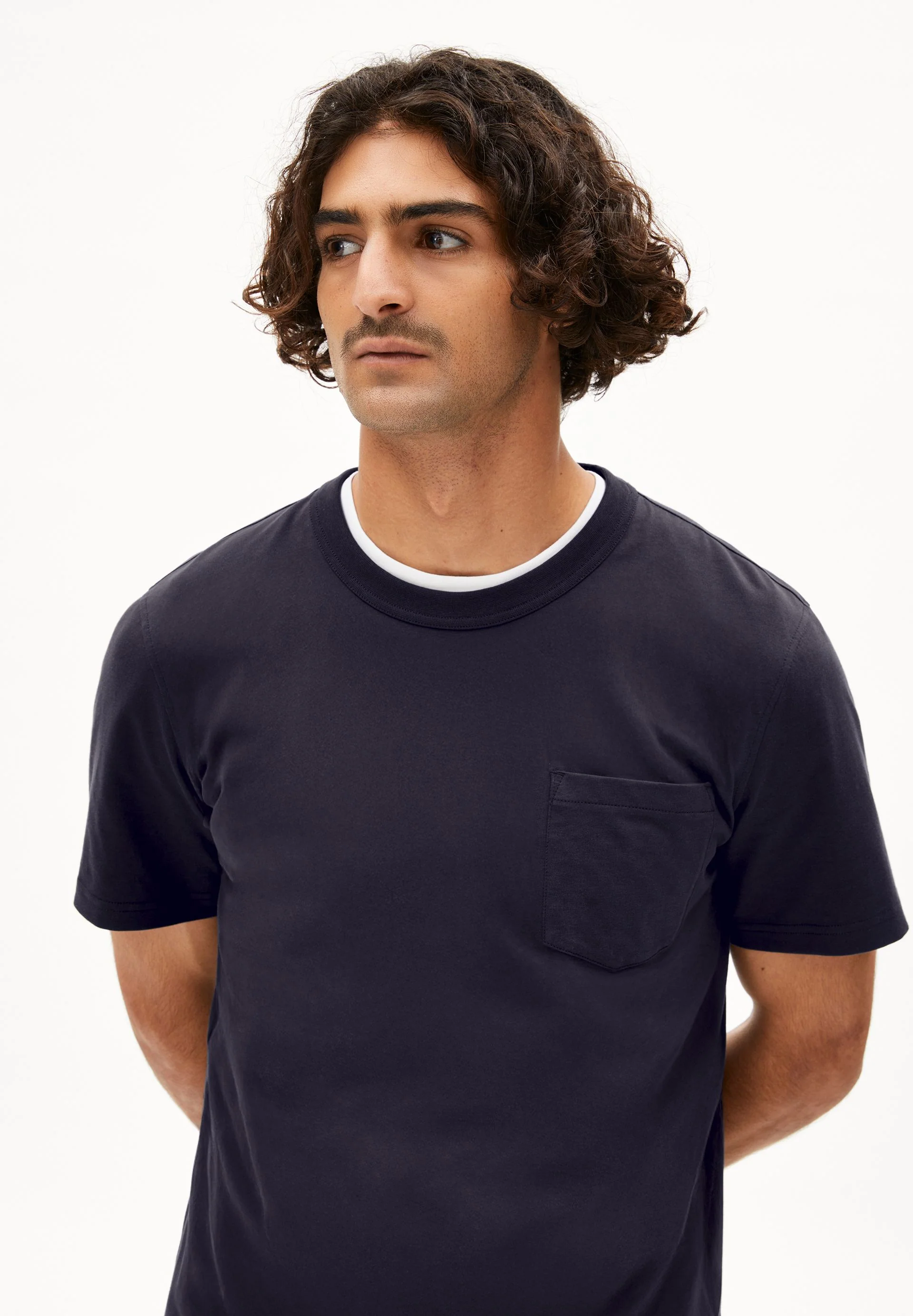 MAARKOS POCKET T-SHIRT | night sky - Image 3