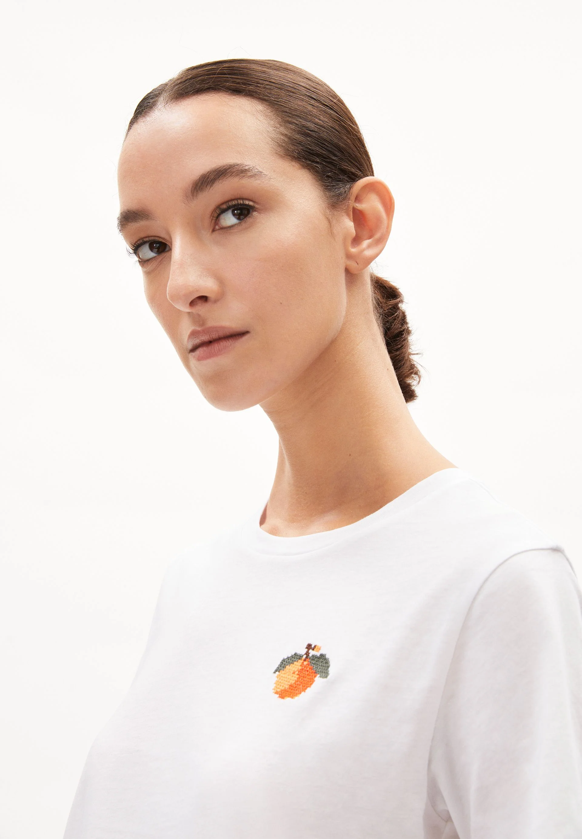 MAARLA FRUITS | white - Image 3