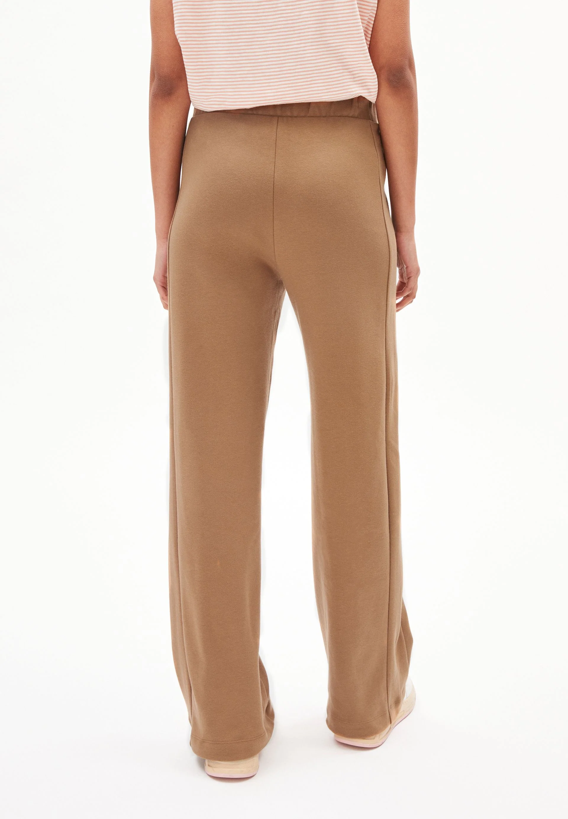 MAARLE | smoky almond - Image 2